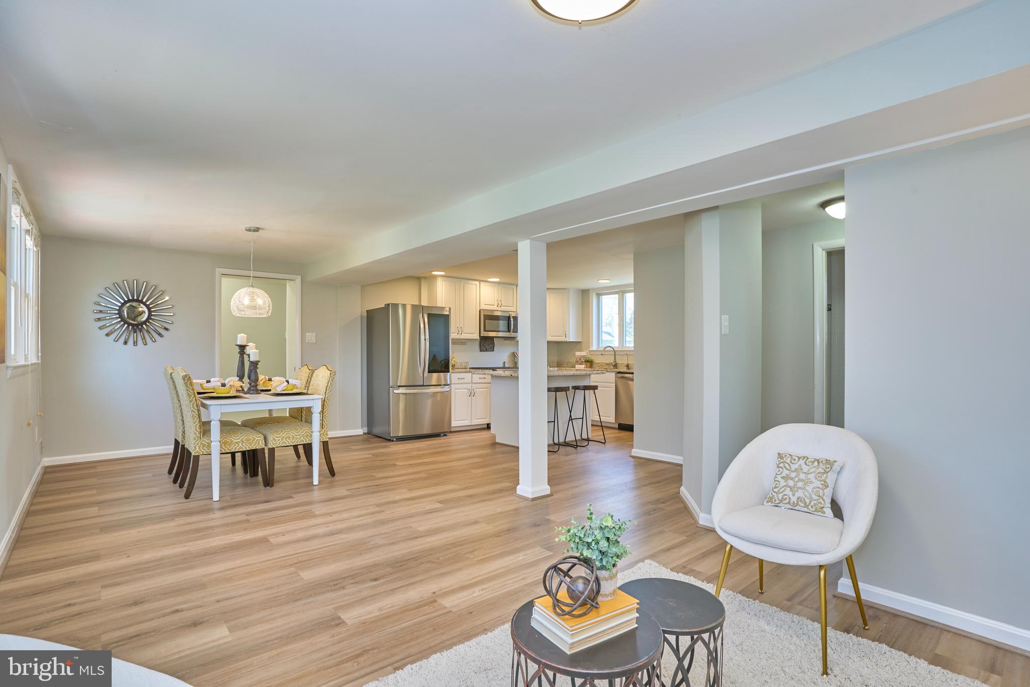 WAYNEWOOD - Residential