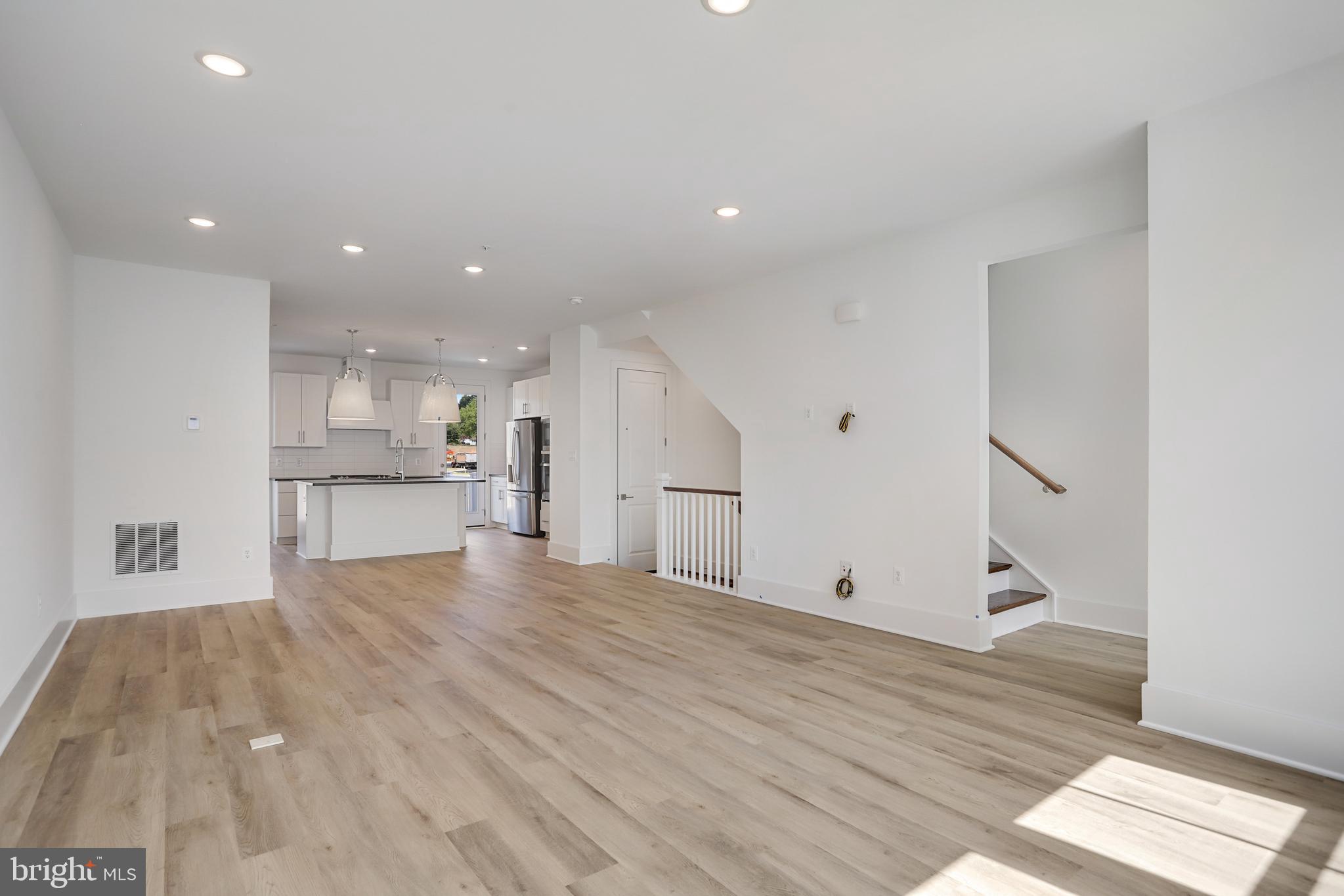 GAMBRILL GLENN - Residential