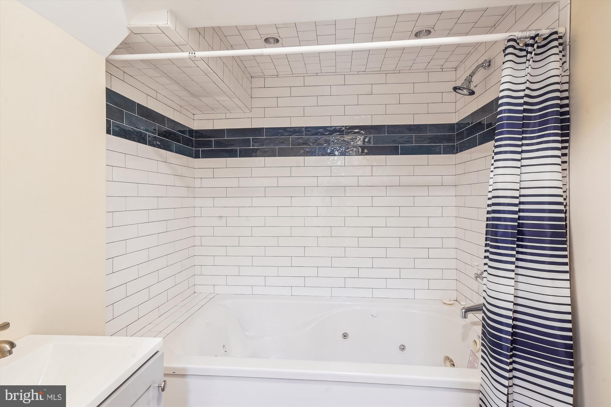 ROCK CREEK FOREST - Residential