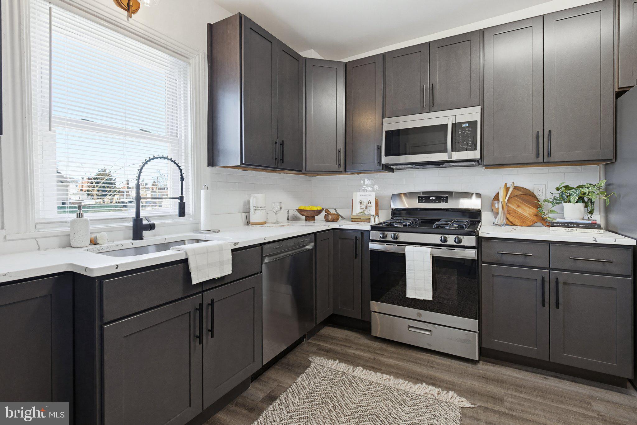 COLUMBIA BOROUGH - Residential