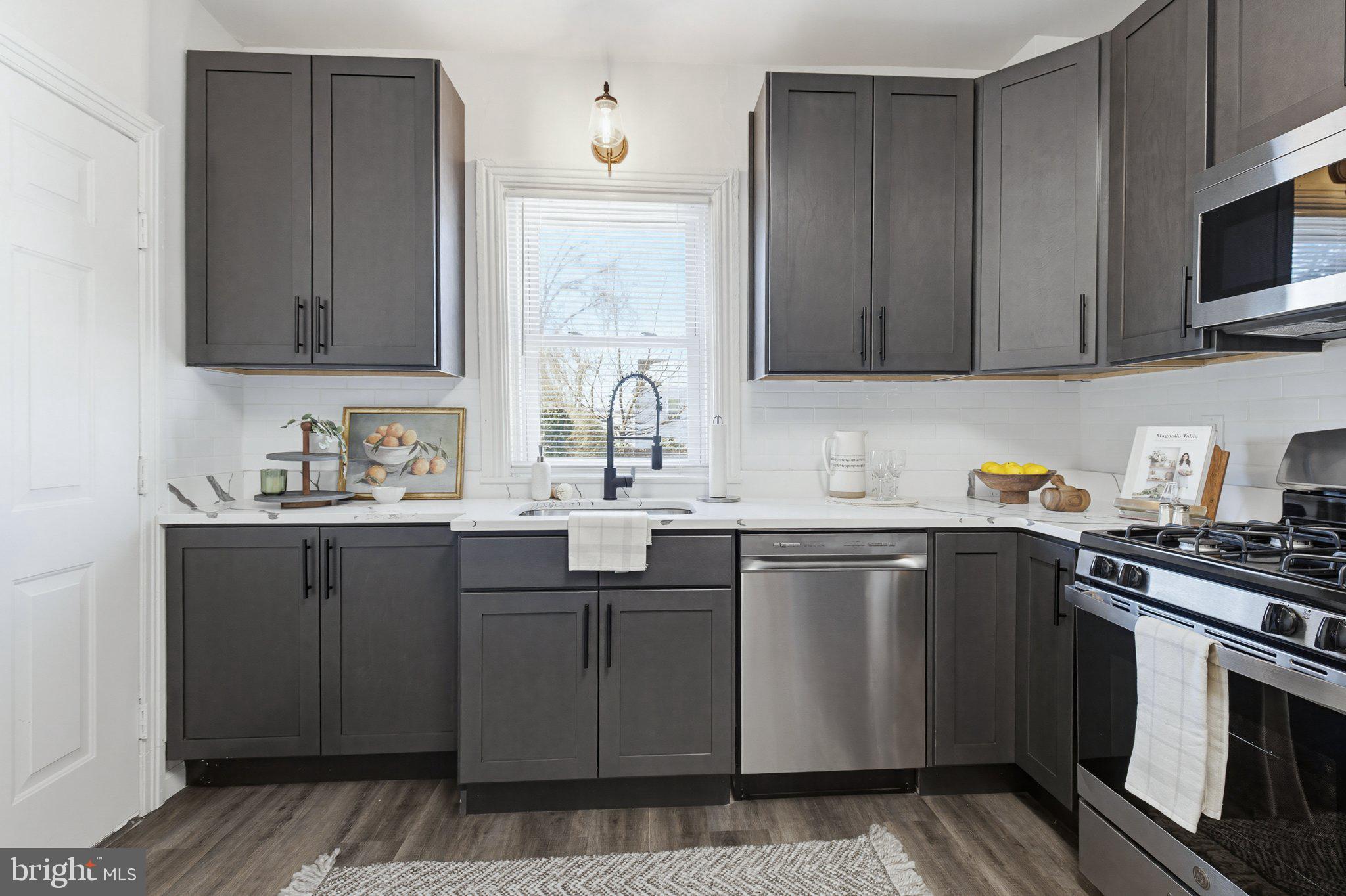 COLUMBIA BOROUGH - Residential