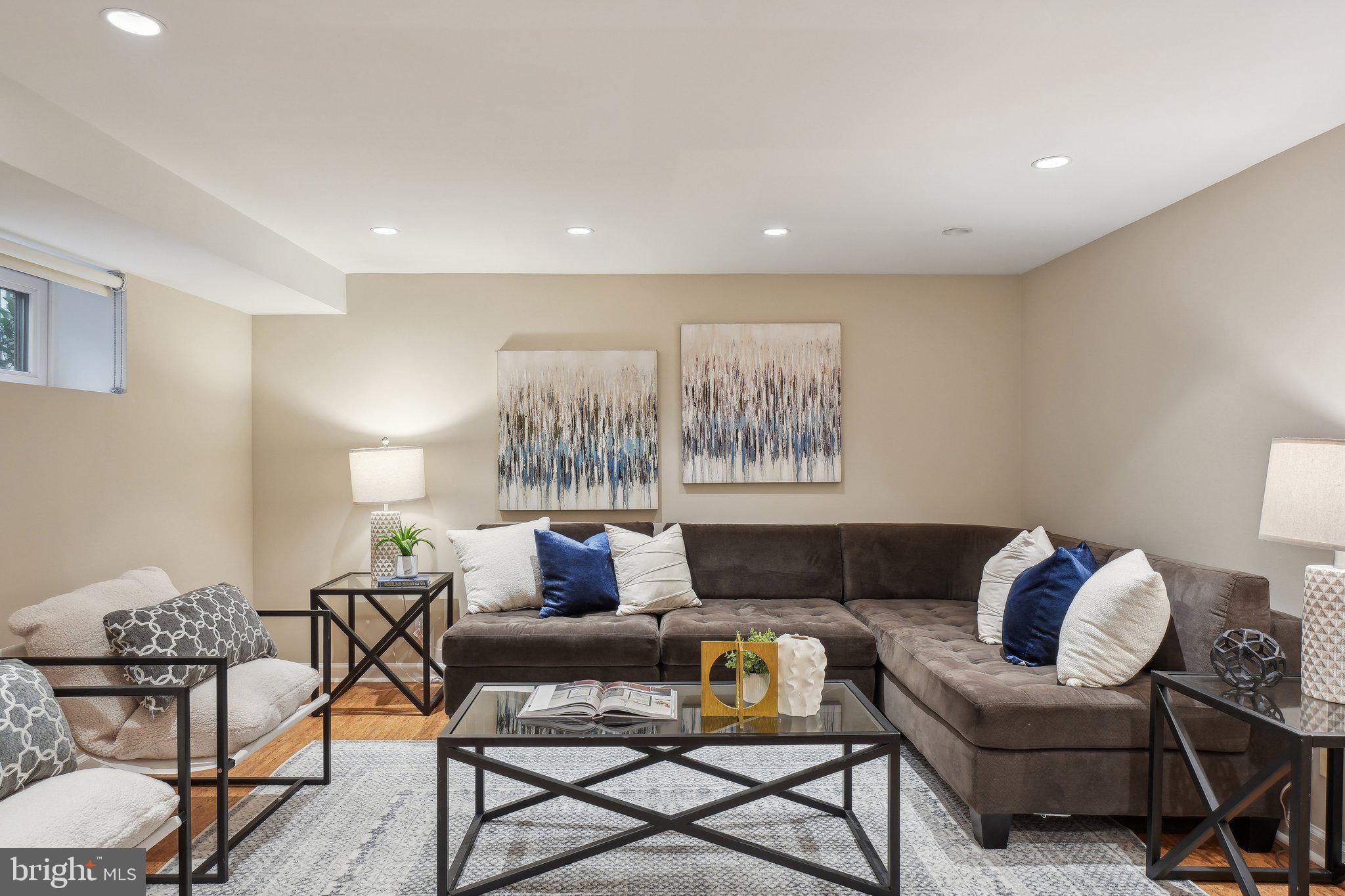 FAIRLINGTON VILLAGES - Residential