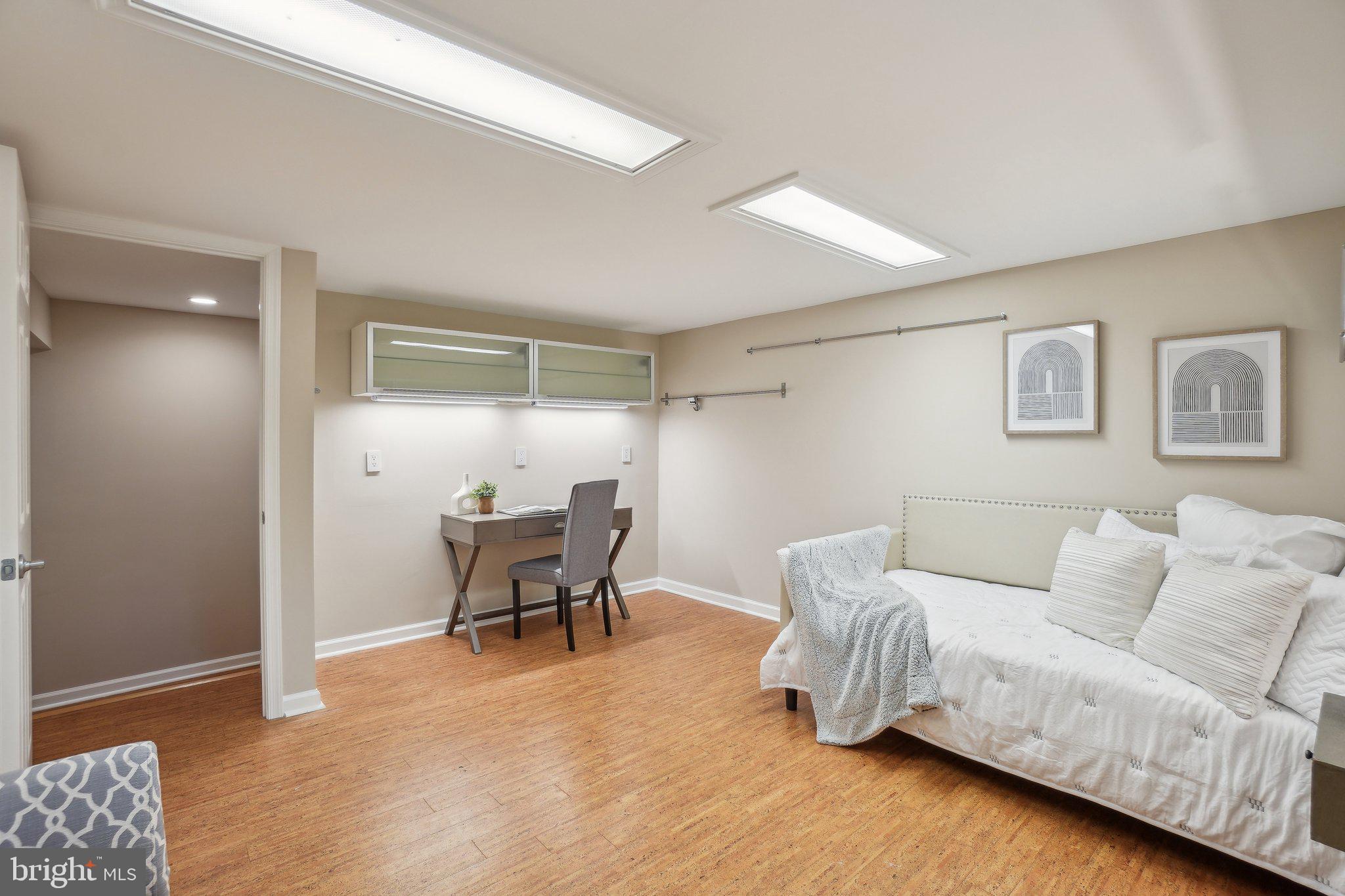 FAIRLINGTON VILLAGES - Residential