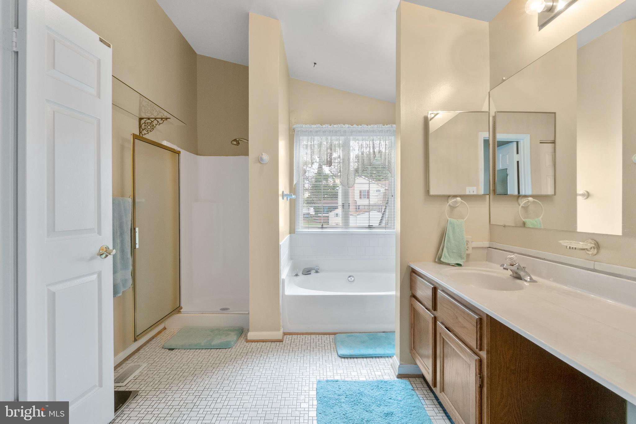 MOUNT HEBRON - Residential