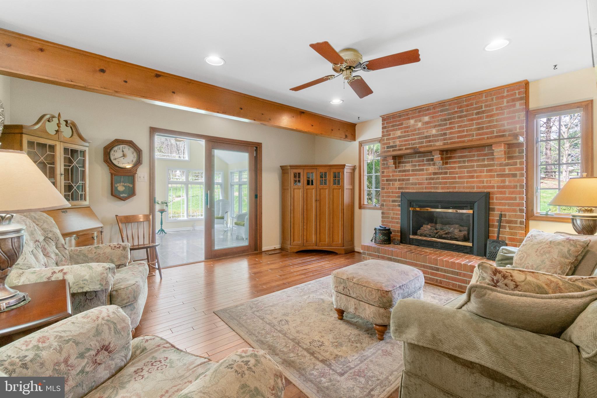 MOUNT HEBRON - Residential