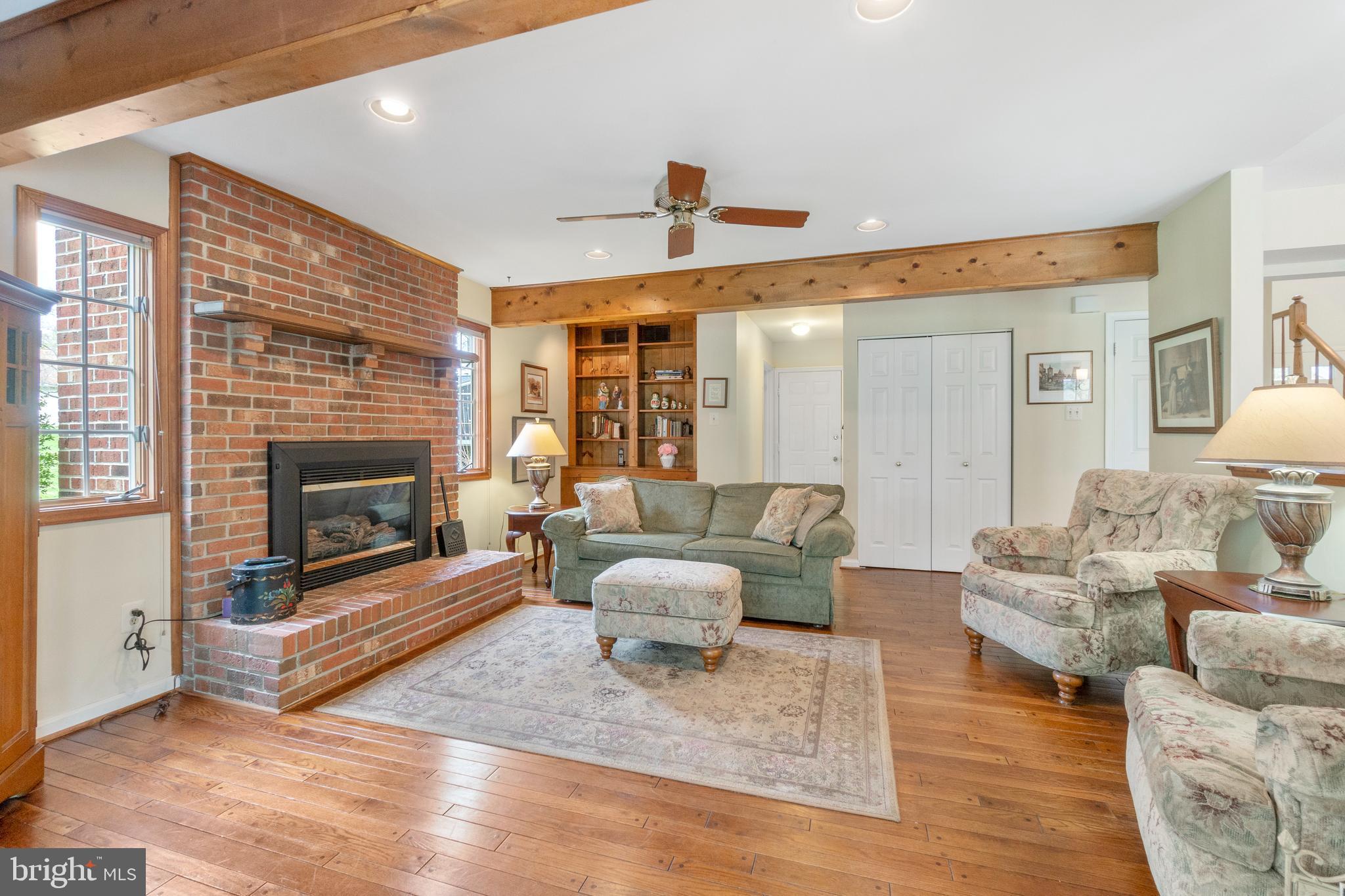 MOUNT HEBRON - Residential