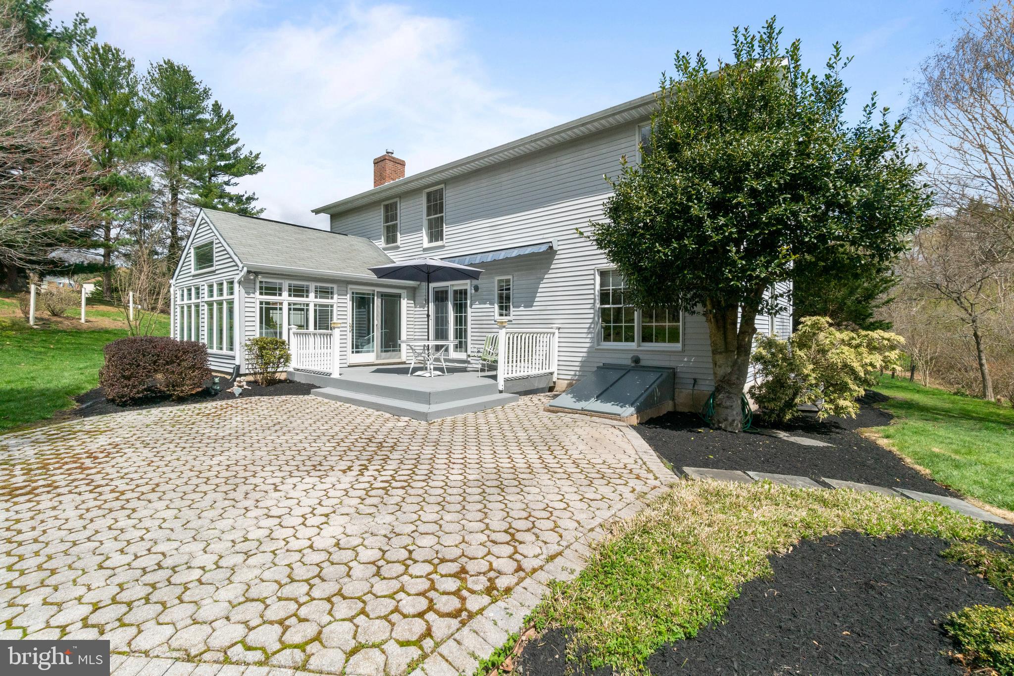 MOUNT HEBRON - Residential