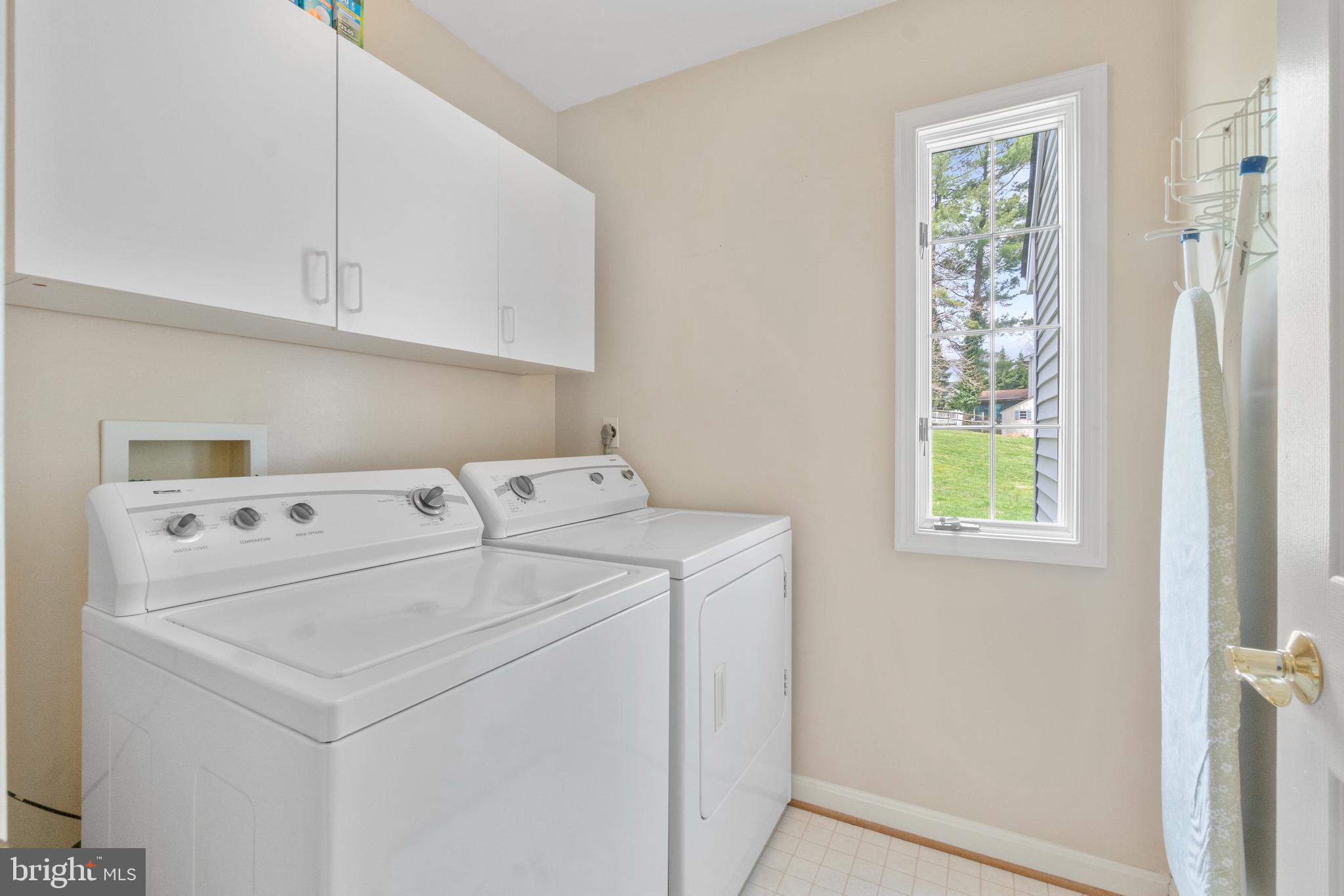 MOUNT HEBRON - Residential