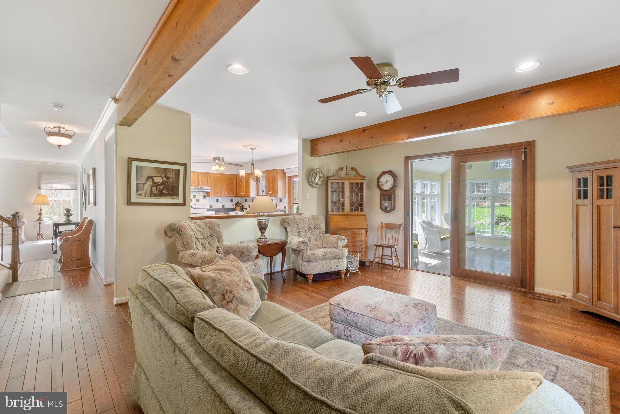 MOUNT HEBRON - Residential