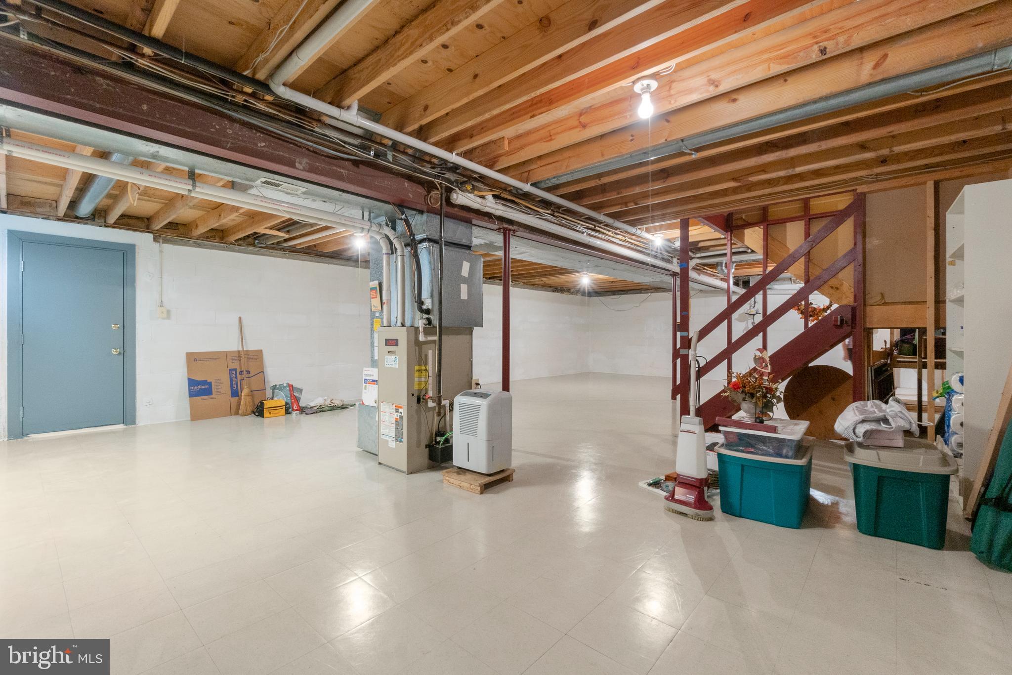 MOUNT HEBRON - Residential