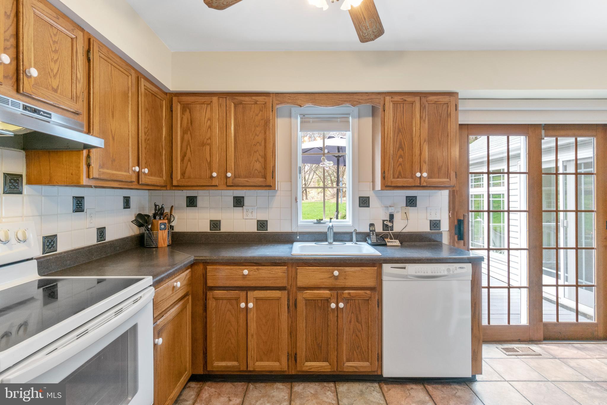 MOUNT HEBRON - Residential