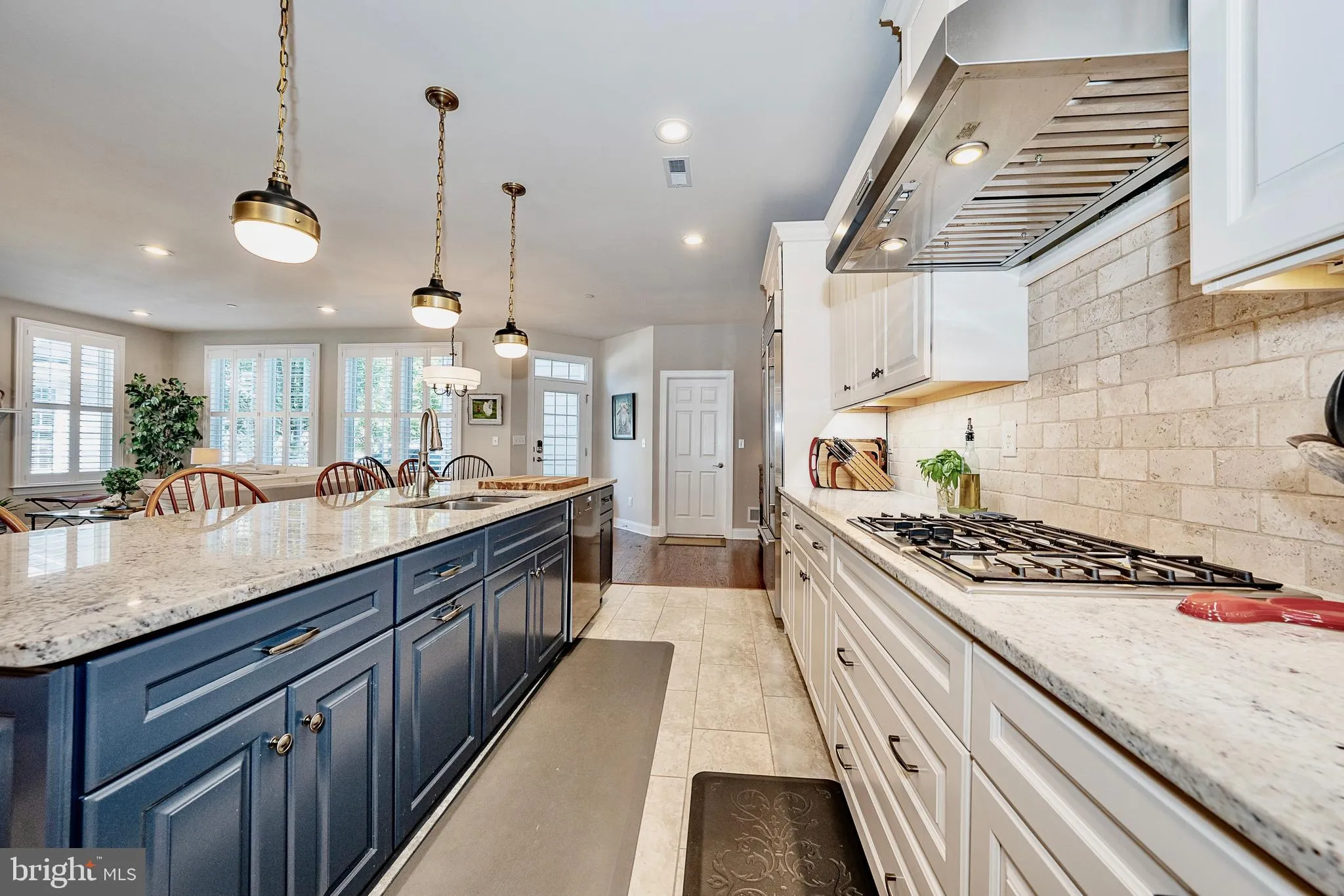 Newtown Square, Pennsylvania 19073, United States, 3 Bedrooms Bedrooms, ,4 BathroomsBathrooms,Residential,Contingent,199768