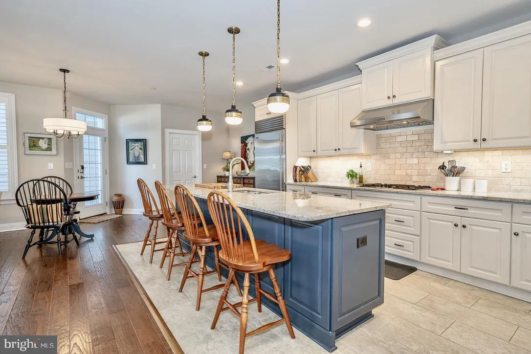 Newtown Square, Pennsylvania 19073, United States, 3 Bedrooms Bedrooms, ,4 BathroomsBathrooms,Residential,Contingent,199768