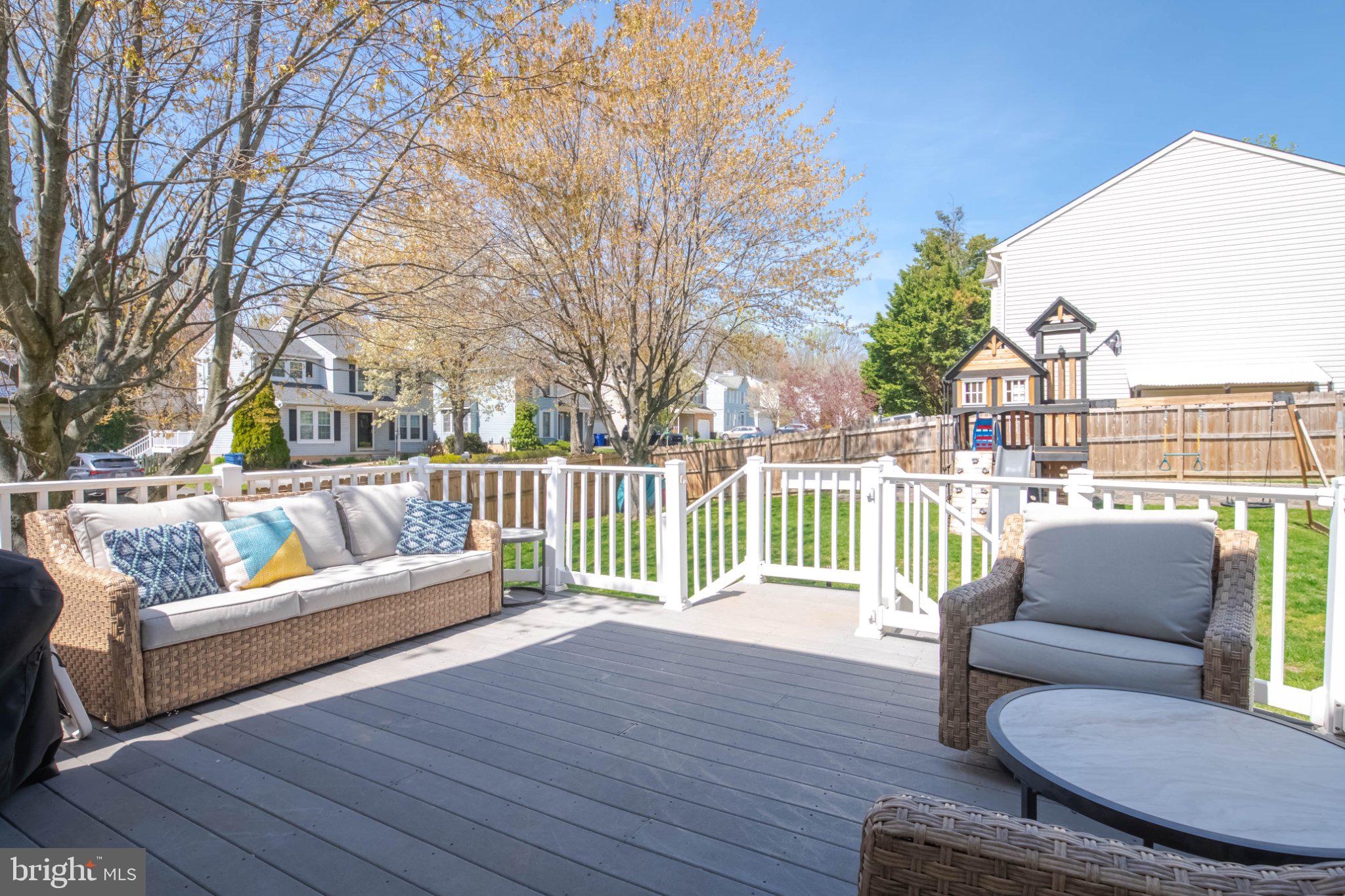 SINGER WOODS - Residential