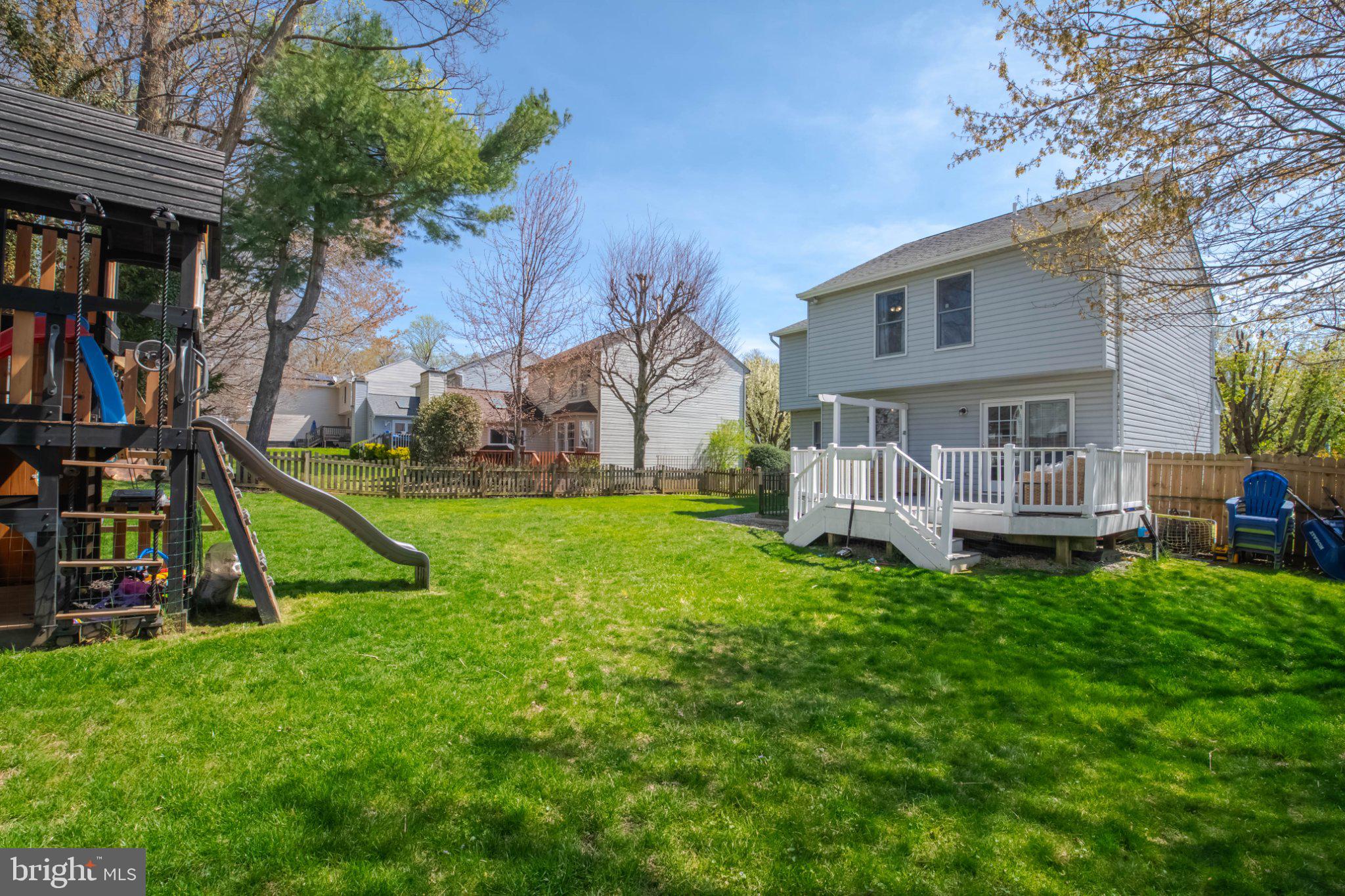 SINGER WOODS - Residential