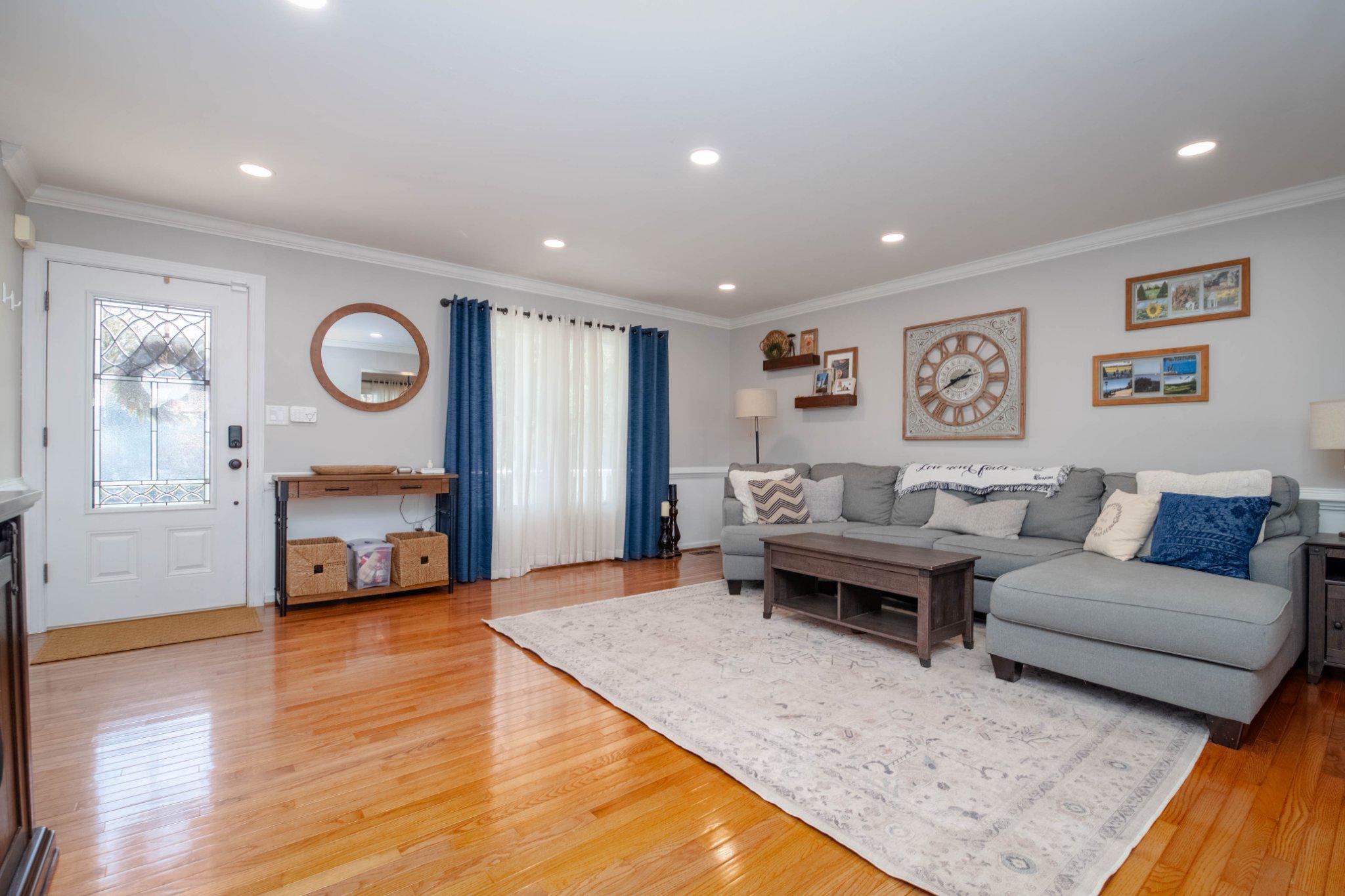 SINGER WOODS - Residential