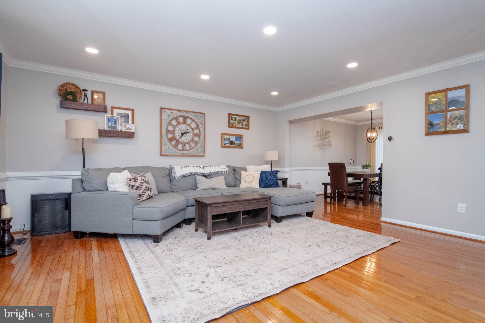 SINGER WOODS - Residential