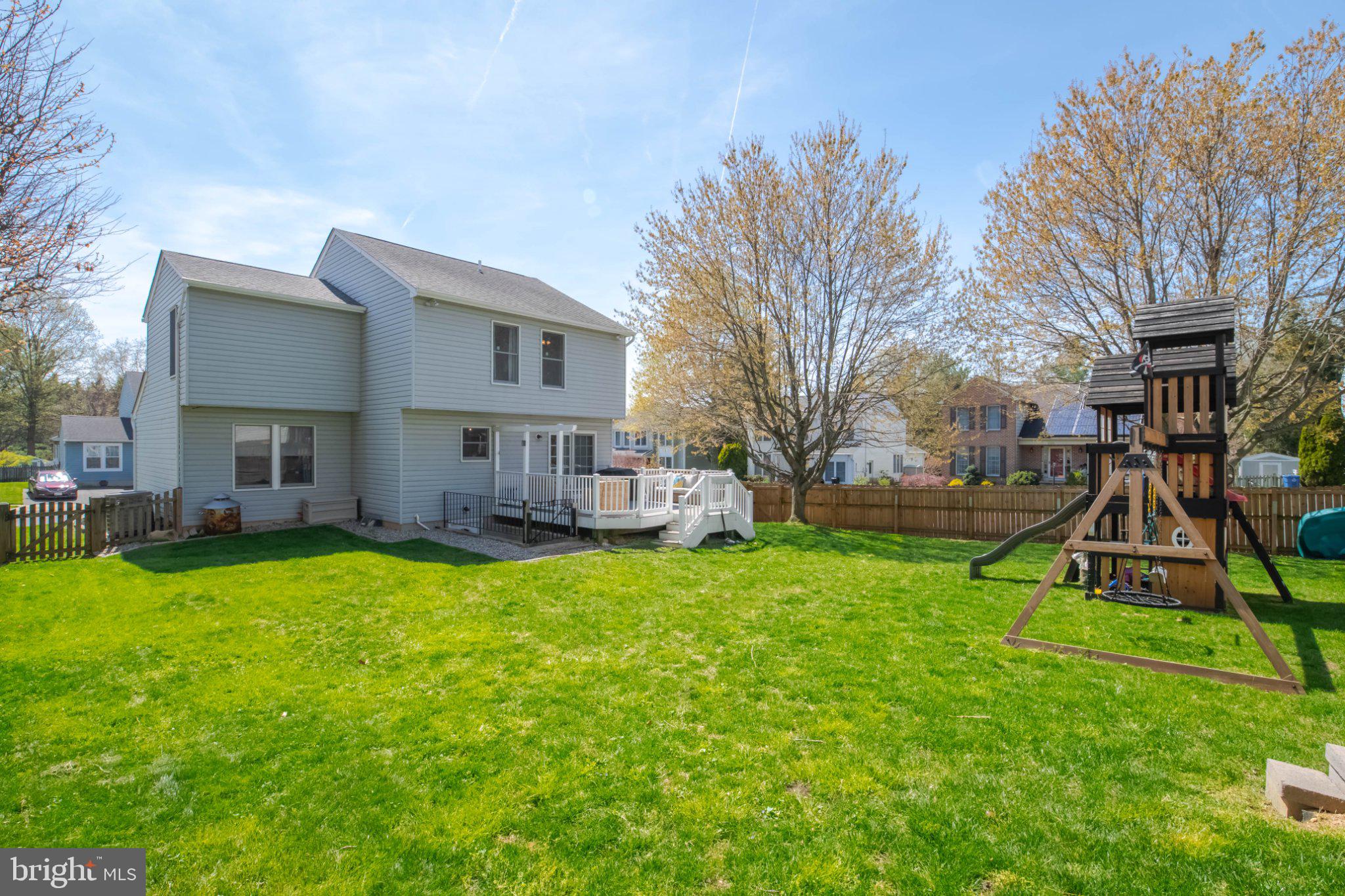 SINGER WOODS - Residential