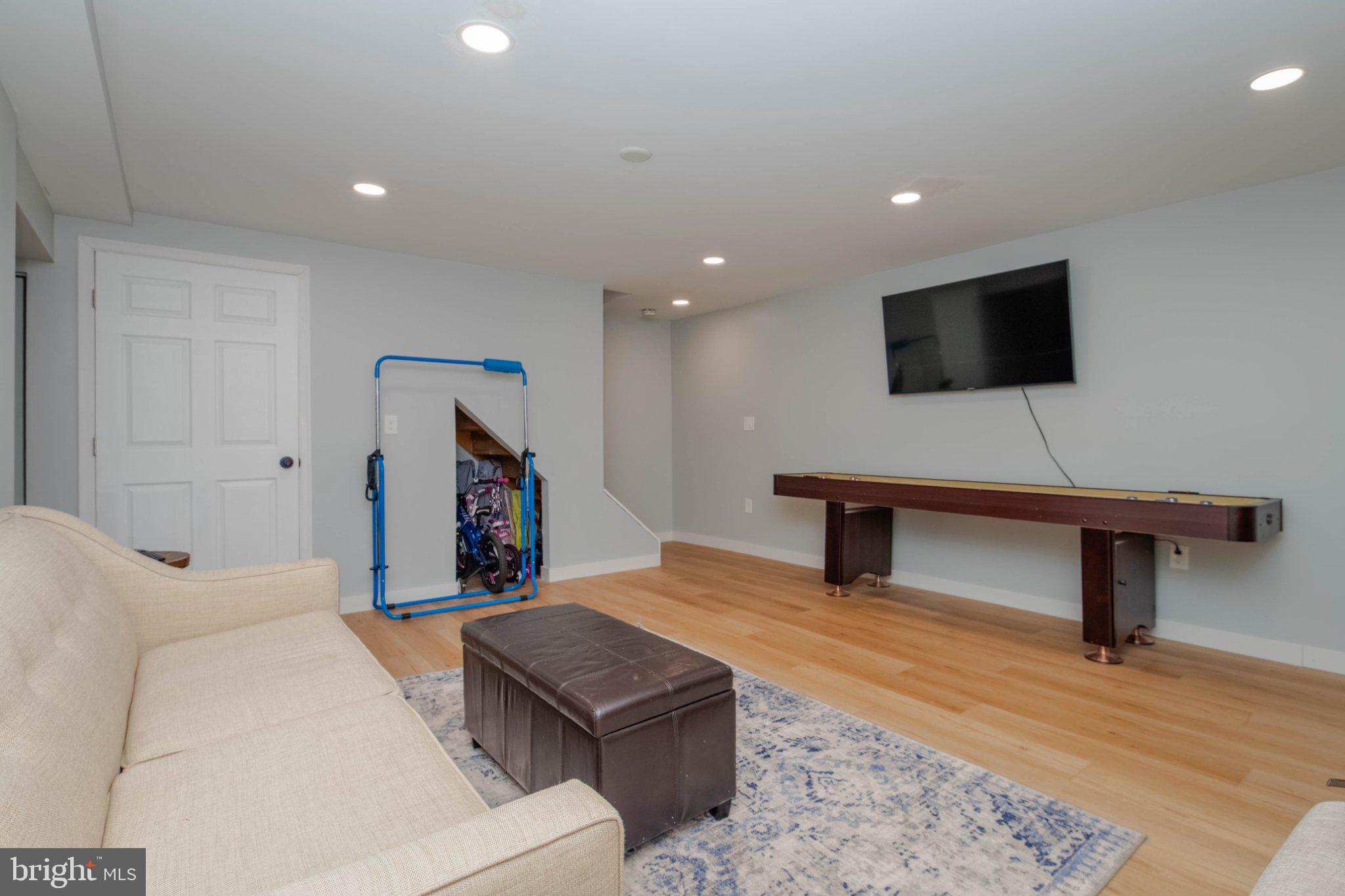 SINGER WOODS - Residential