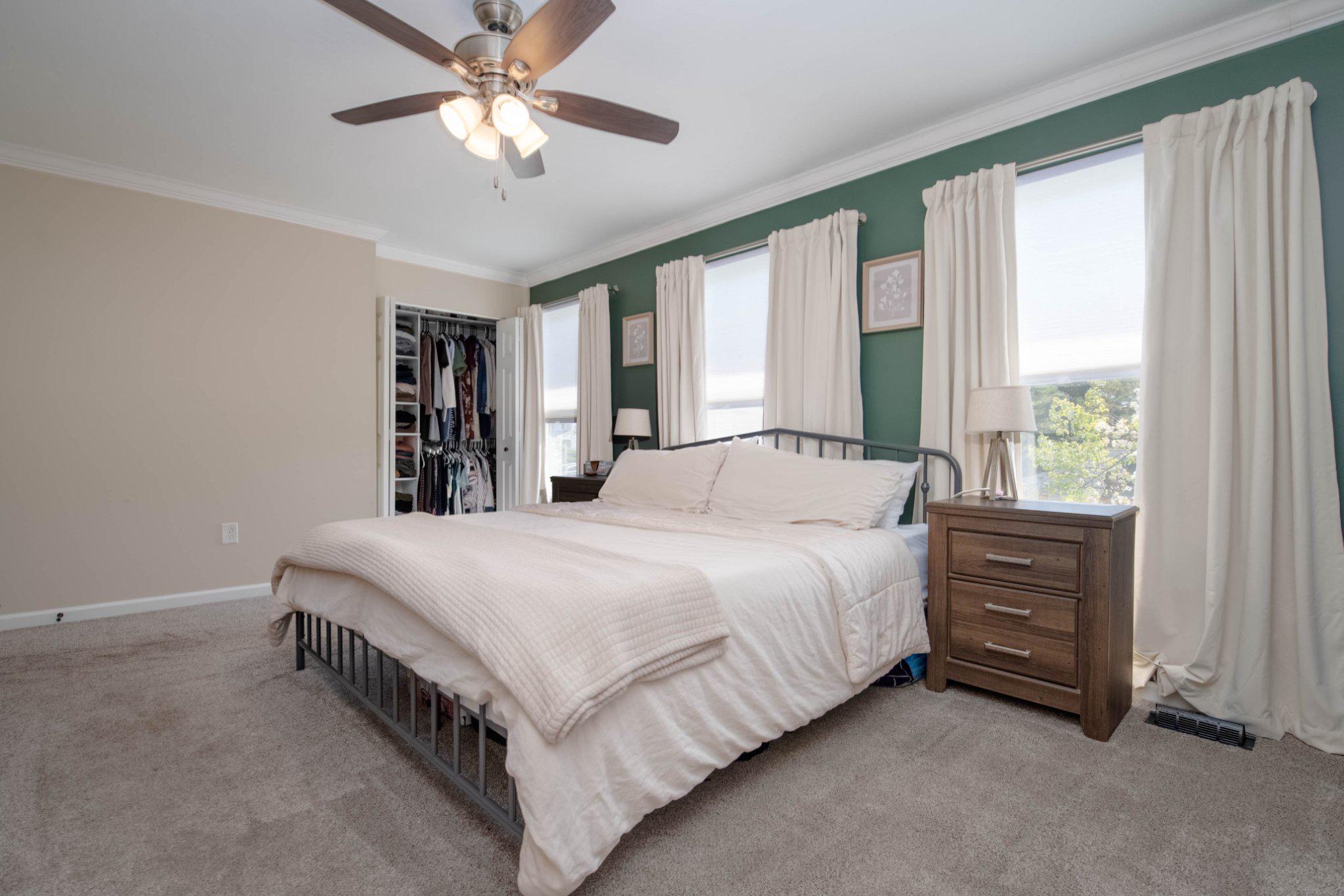 SINGER WOODS - Residential