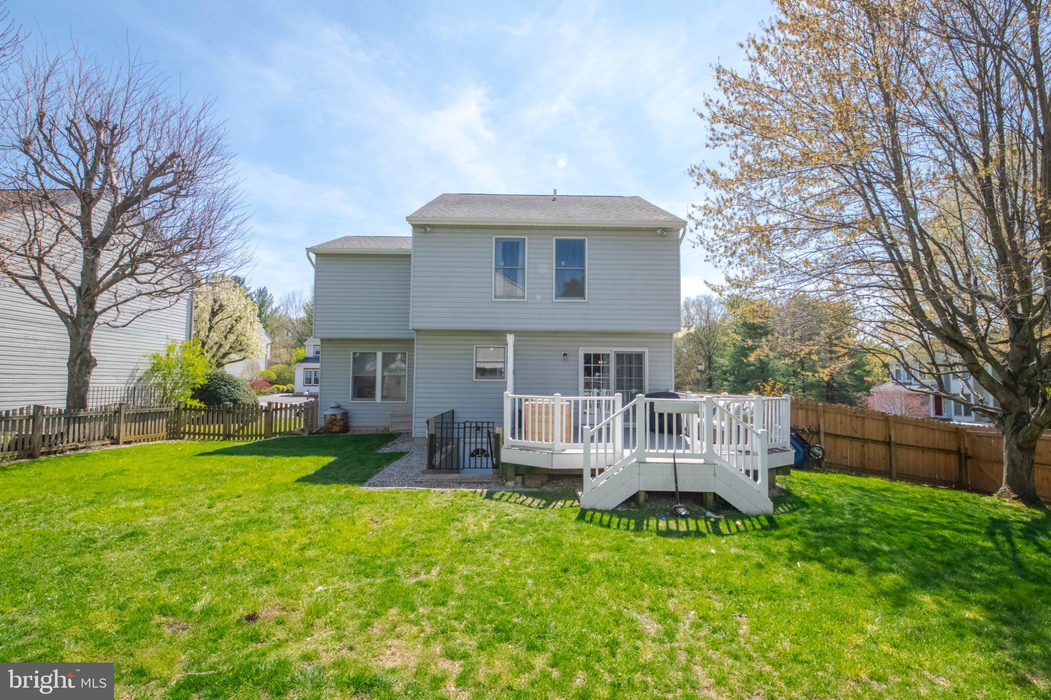 SINGER WOODS - Residential