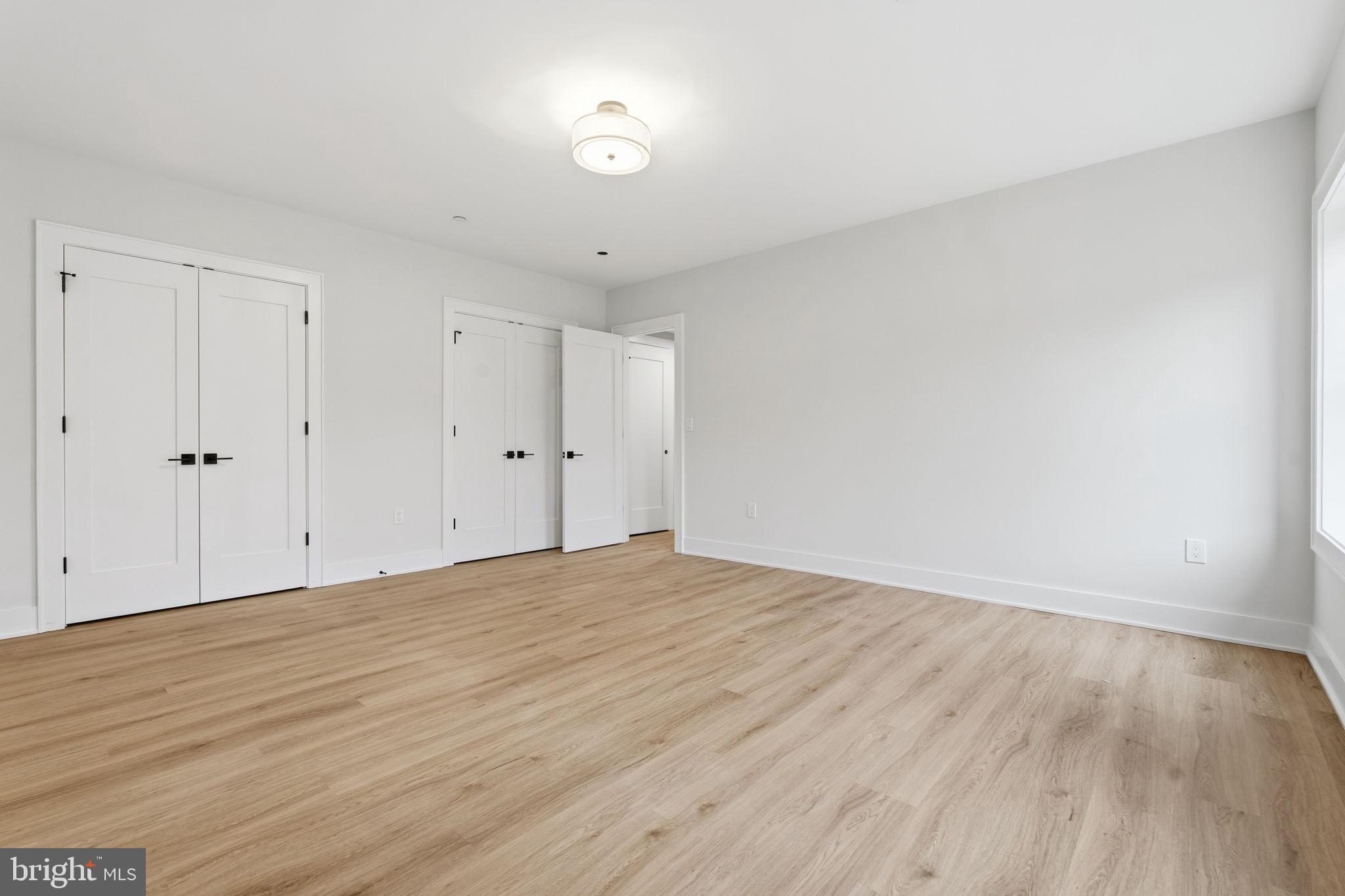 ROCK CREEK PALISADES - Residential