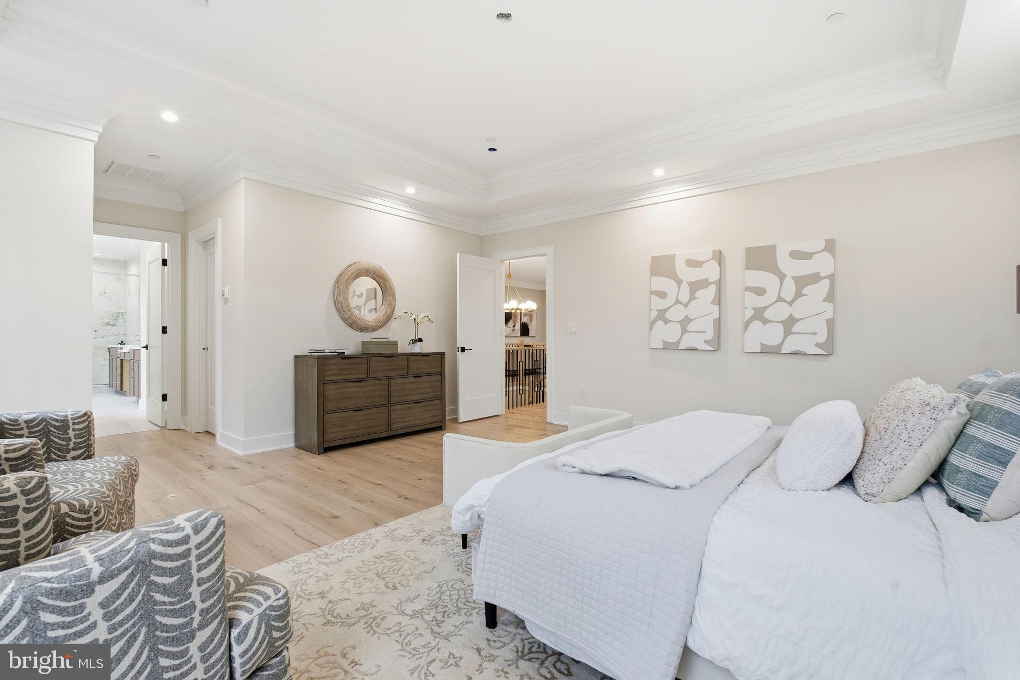 ROCK CREEK PALISADES - Residential