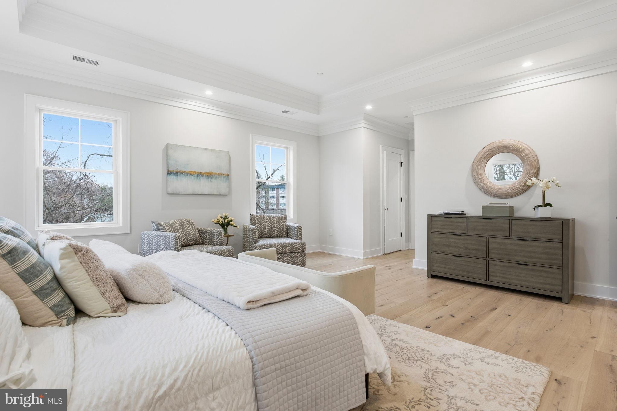 ROCK CREEK PALISADES - Residential