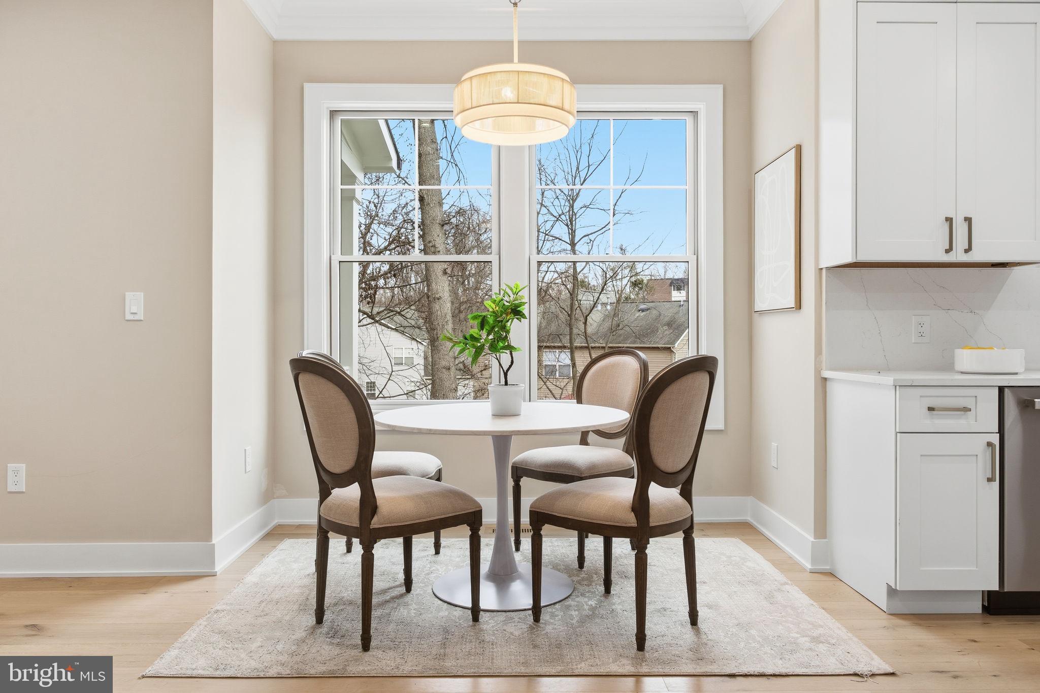 ROCK CREEK PALISADES - Residential