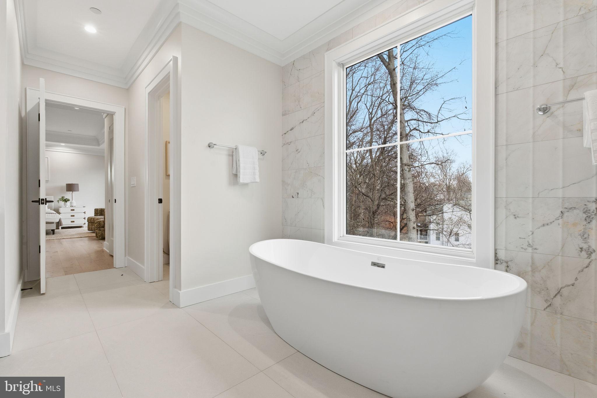 ROCK CREEK PALISADES - Residential