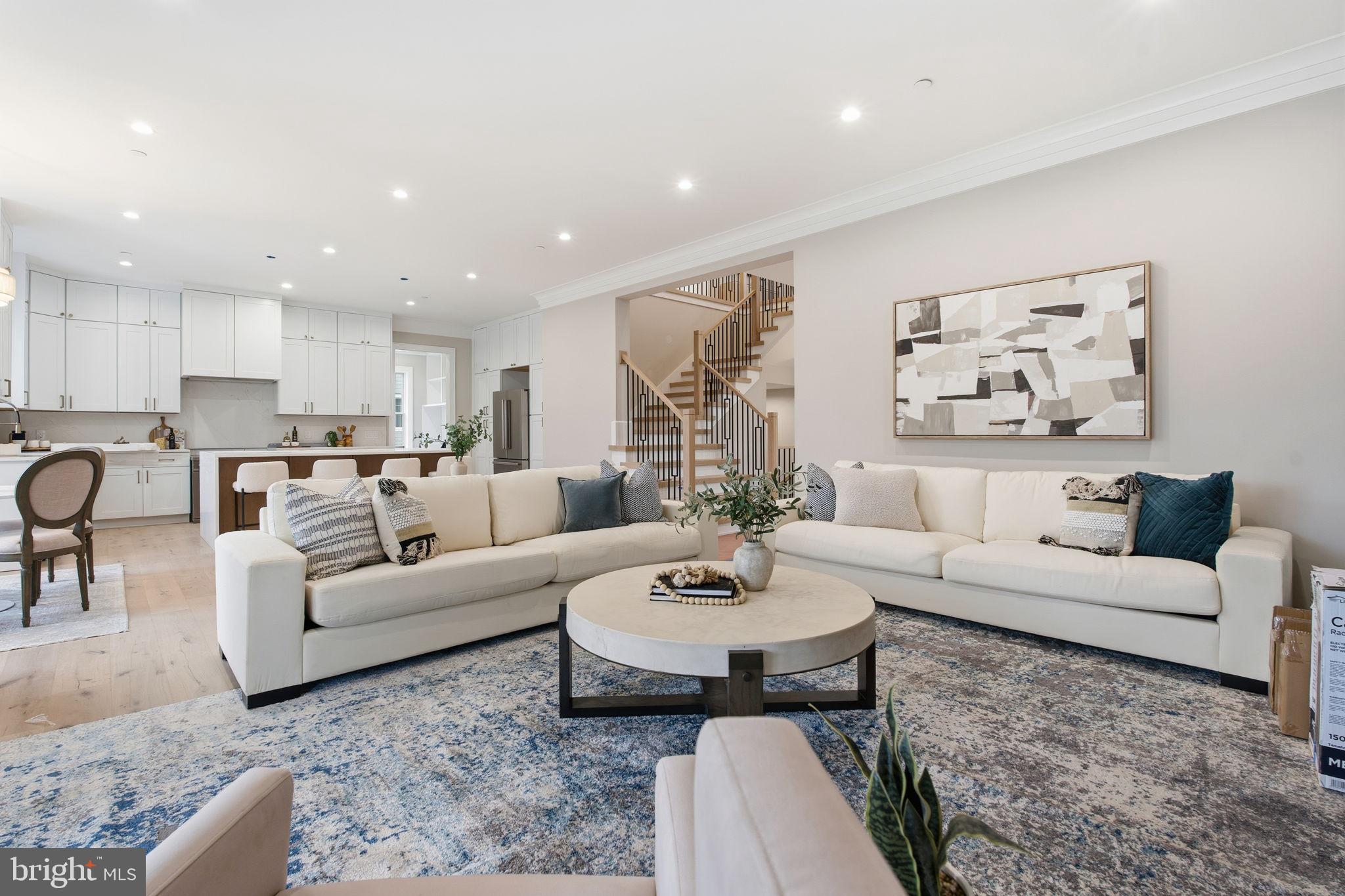 ROCK CREEK PALISADES - Residential