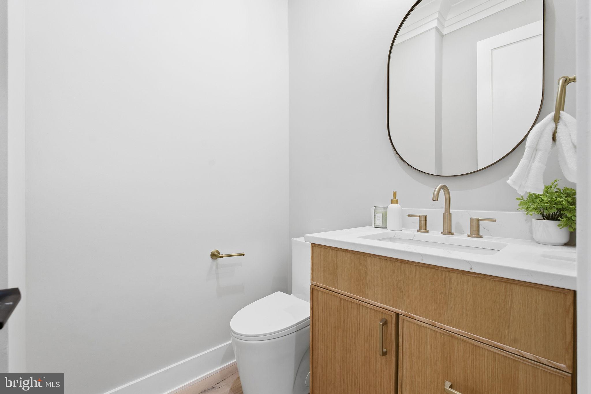 ROCK CREEK PALISADES - Residential