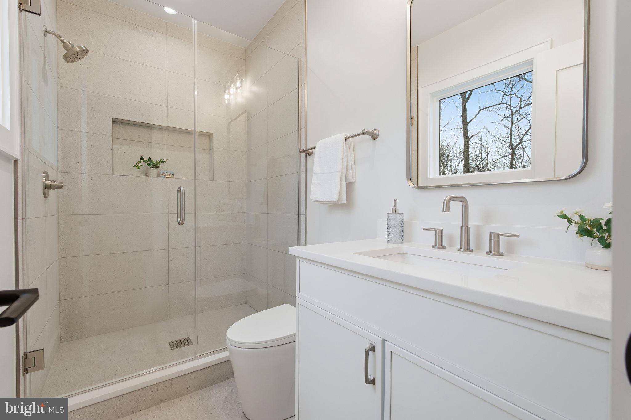 ROCK CREEK PALISADES - Residential