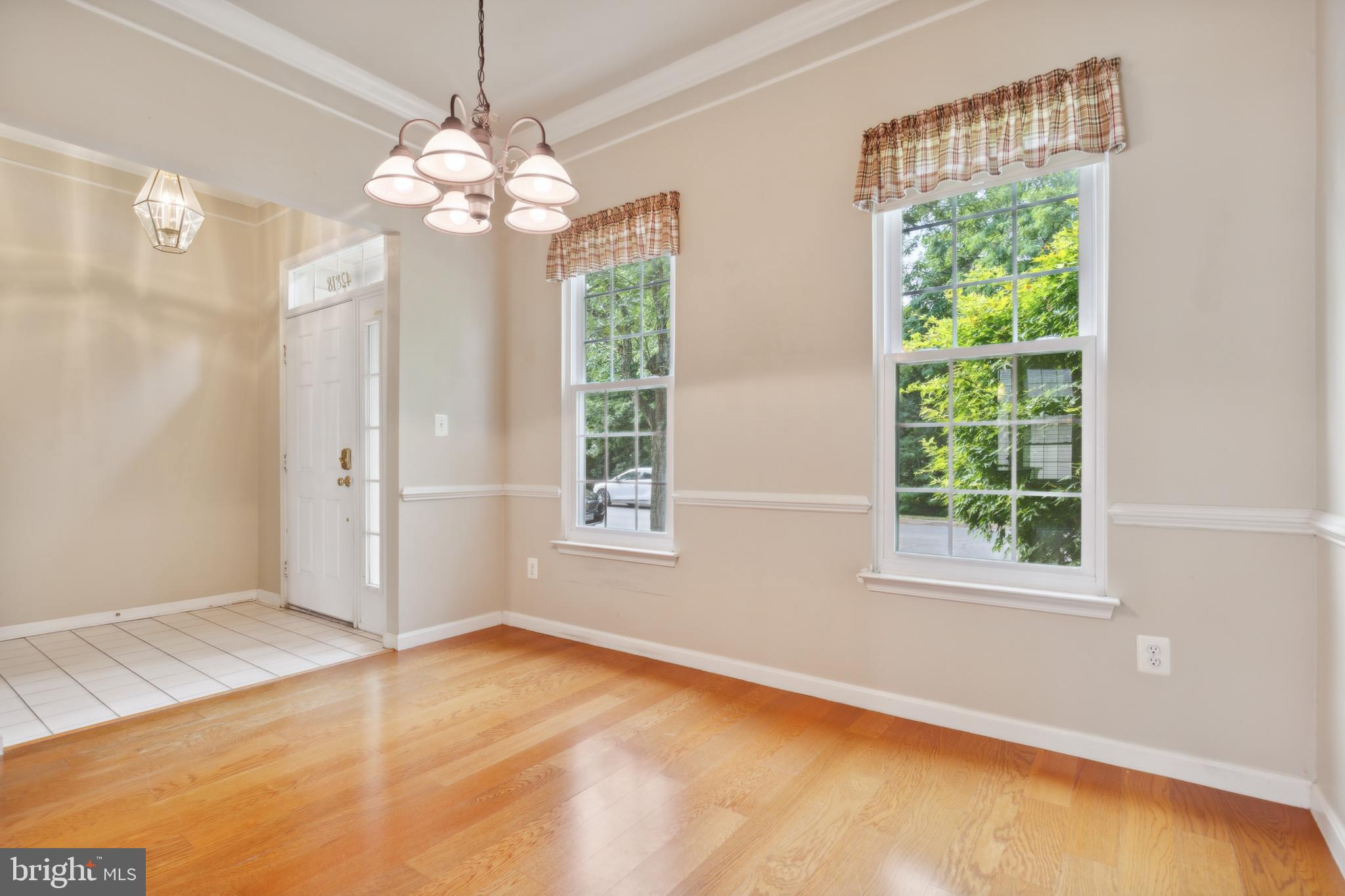 SOUTH RIDING - Residential