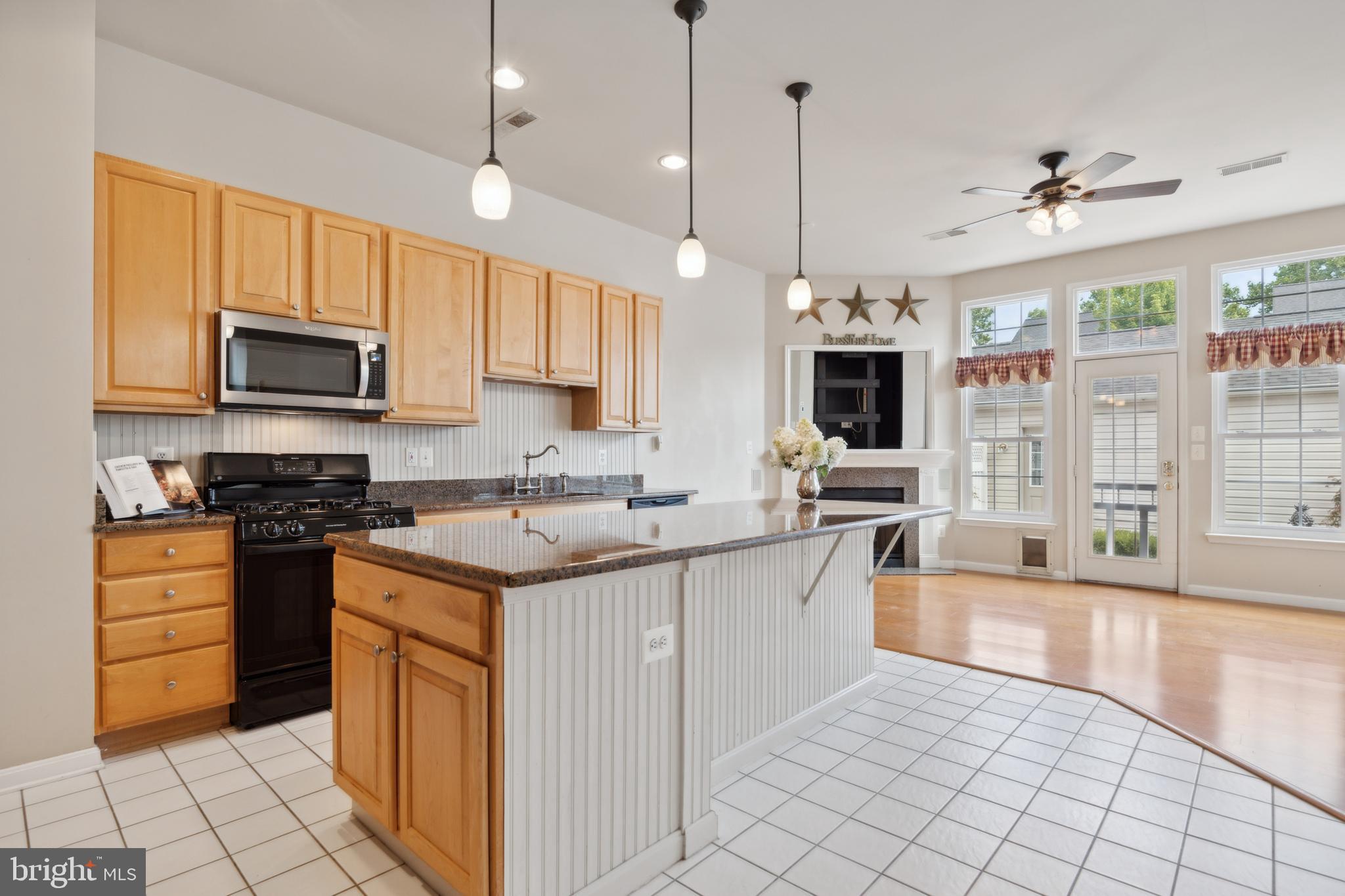 SOUTH RIDING - Residential