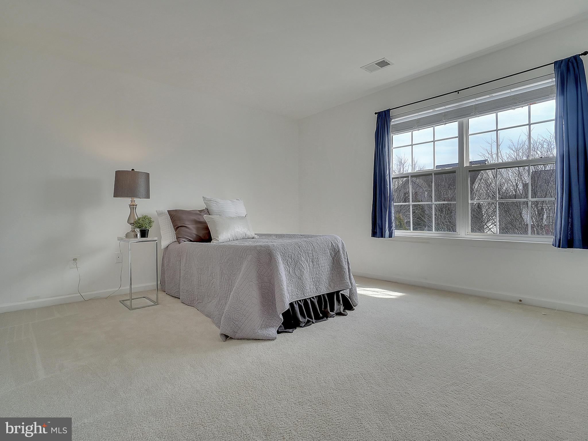 URBANA HIGHLANDS - Residential