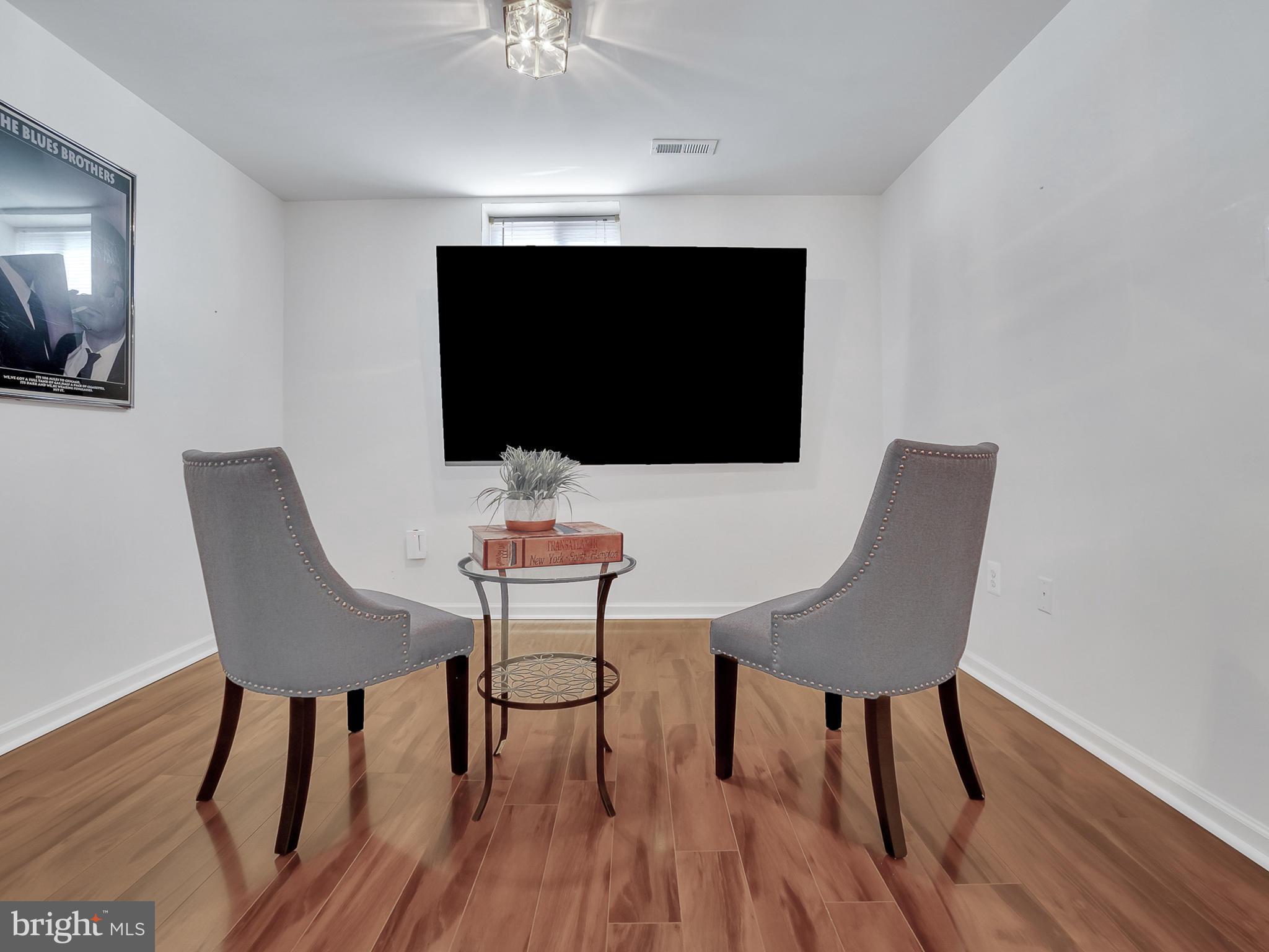 URBANA HIGHLANDS - Residential