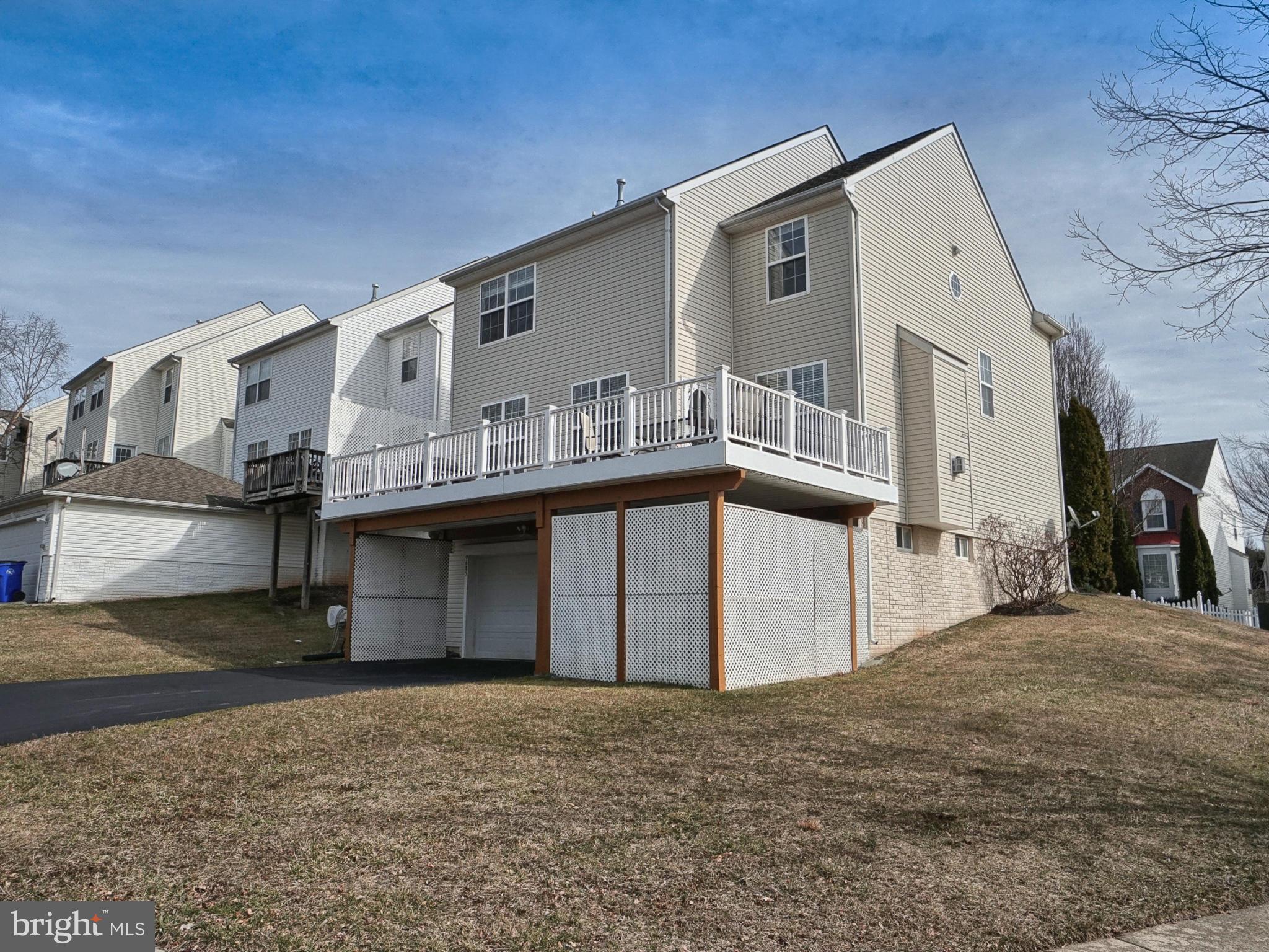 URBANA HIGHLANDS - Residential