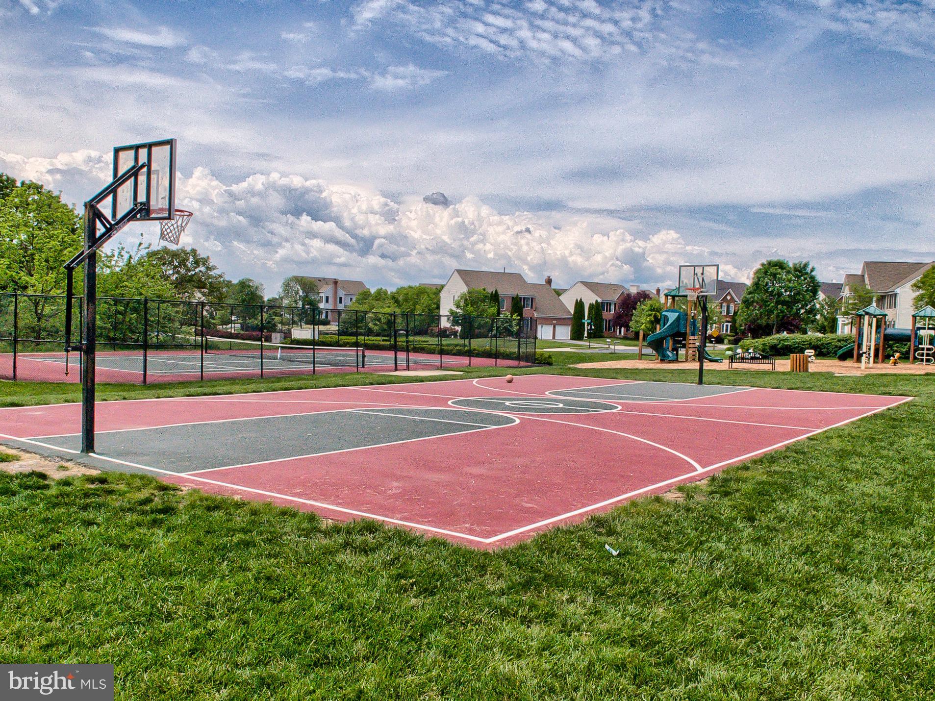 URBANA HIGHLANDS - Residential