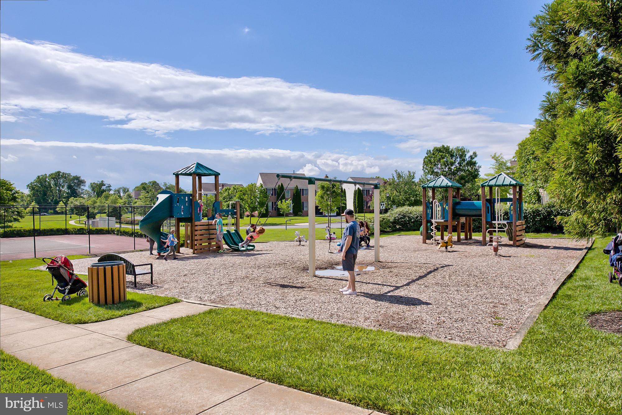 URBANA HIGHLANDS - Residential