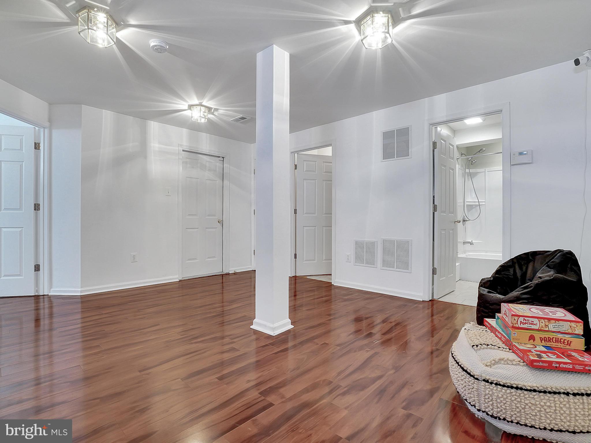 URBANA HIGHLANDS - Residential