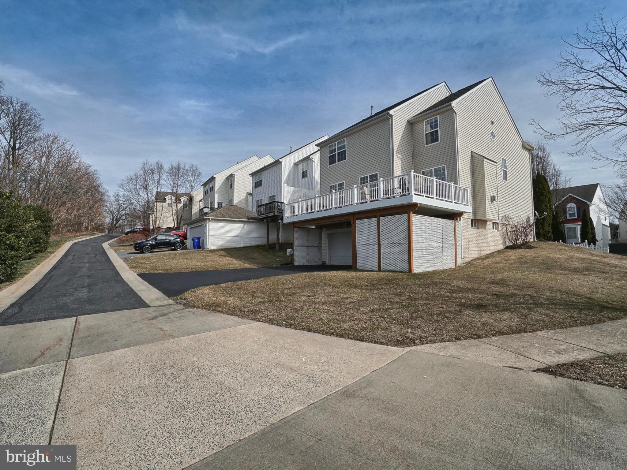 URBANA HIGHLANDS - Residential