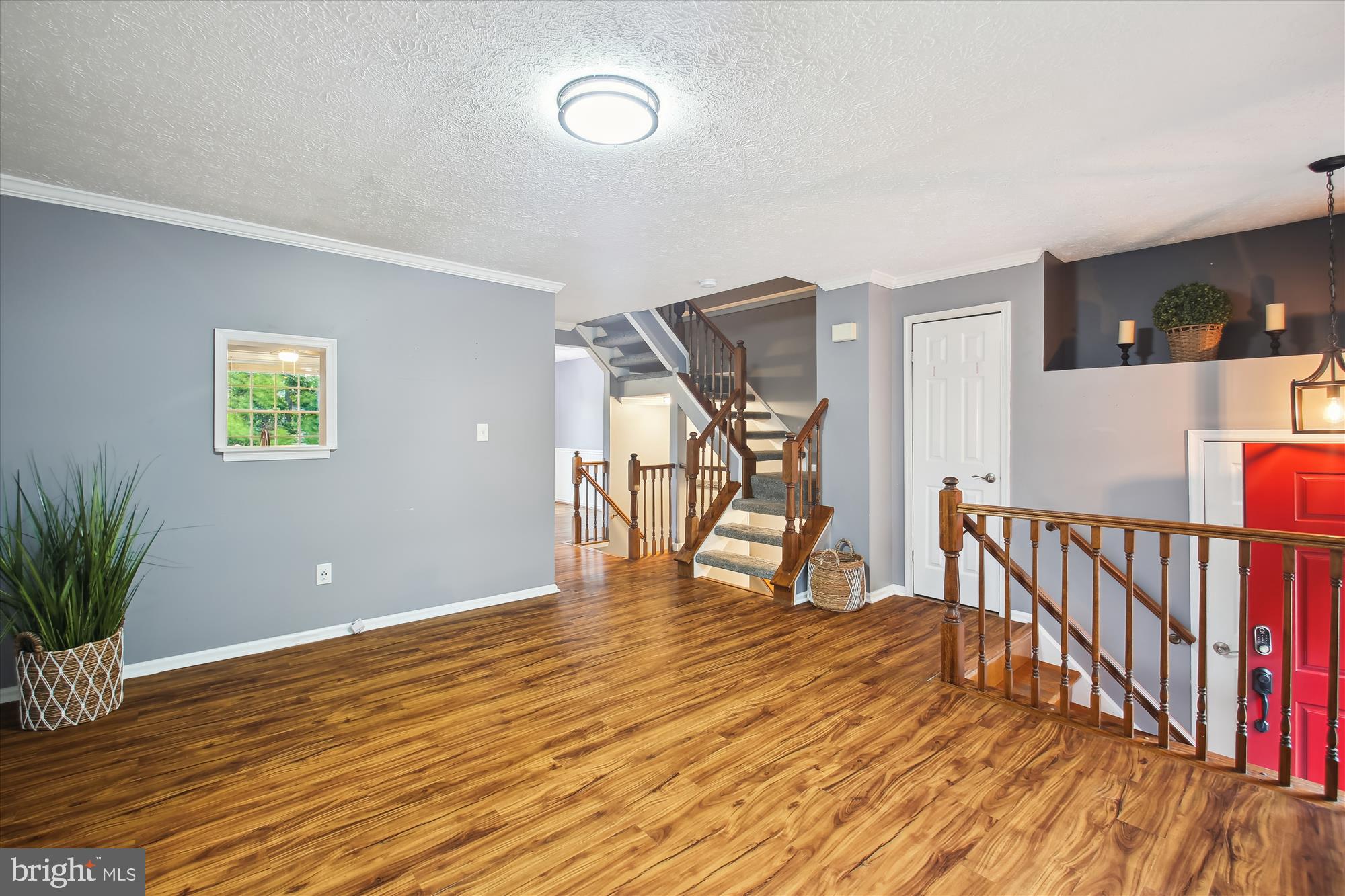 1260 SWANHILL