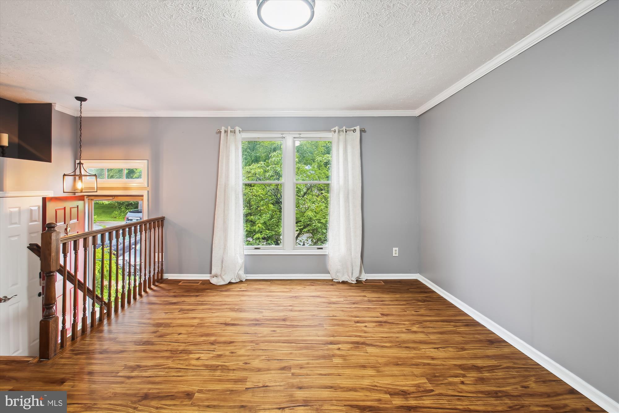 1260 SWANHILL
