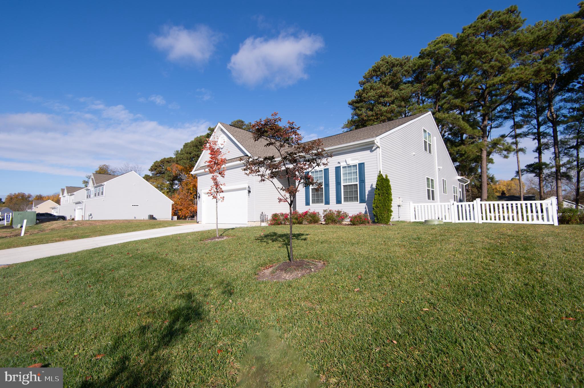 LONG BOAT ESTATES - Residential