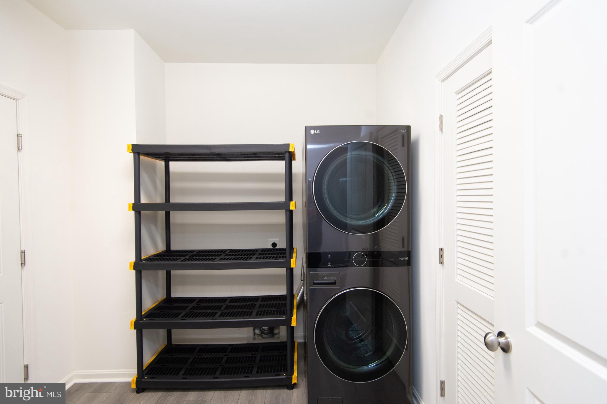 LONG BOAT ESTATES - Residential