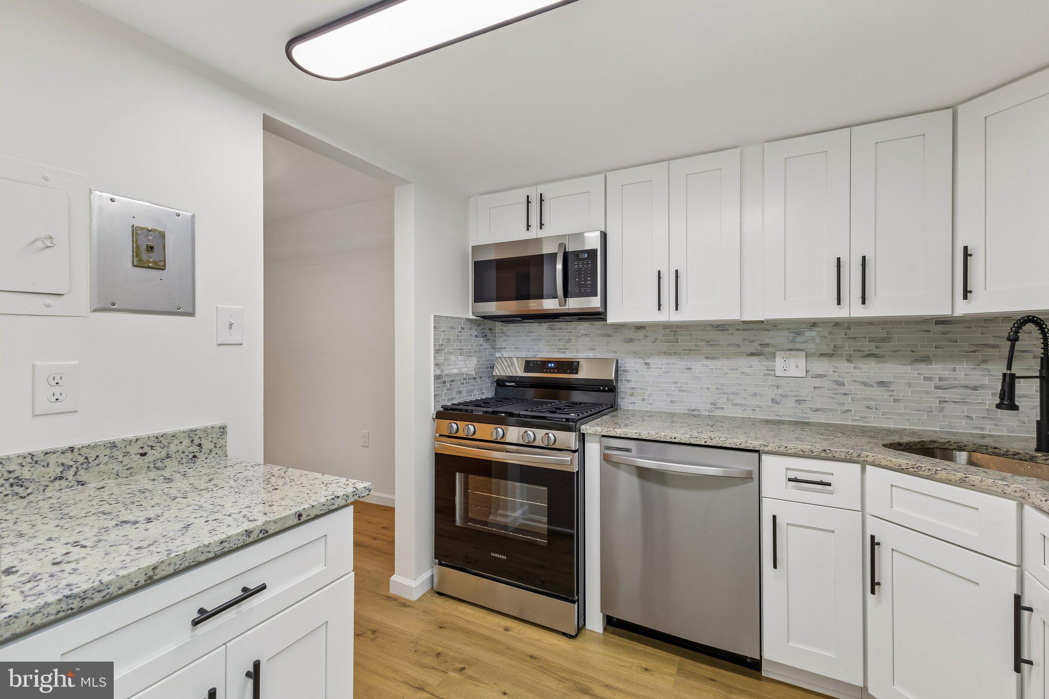 1554 NORTHGATE SQUARE 1A APT 1A
