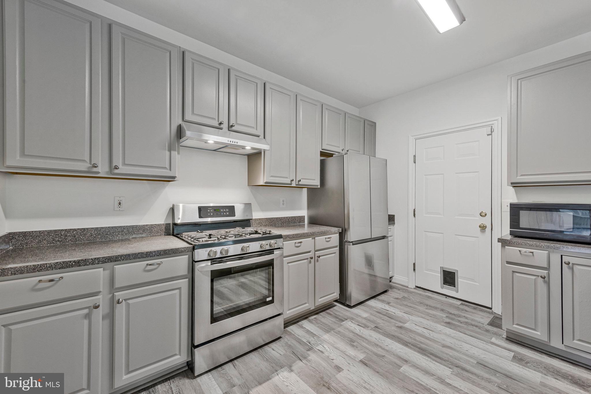 SUMMERFIELD AT RIVER HILL - Residential