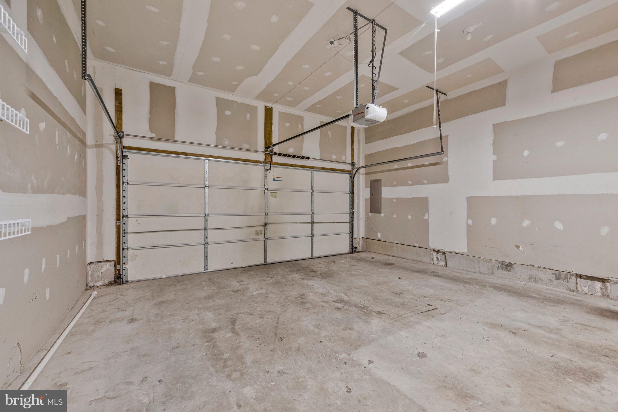 SUMMERFIELD AT RIVER HILL - Residential