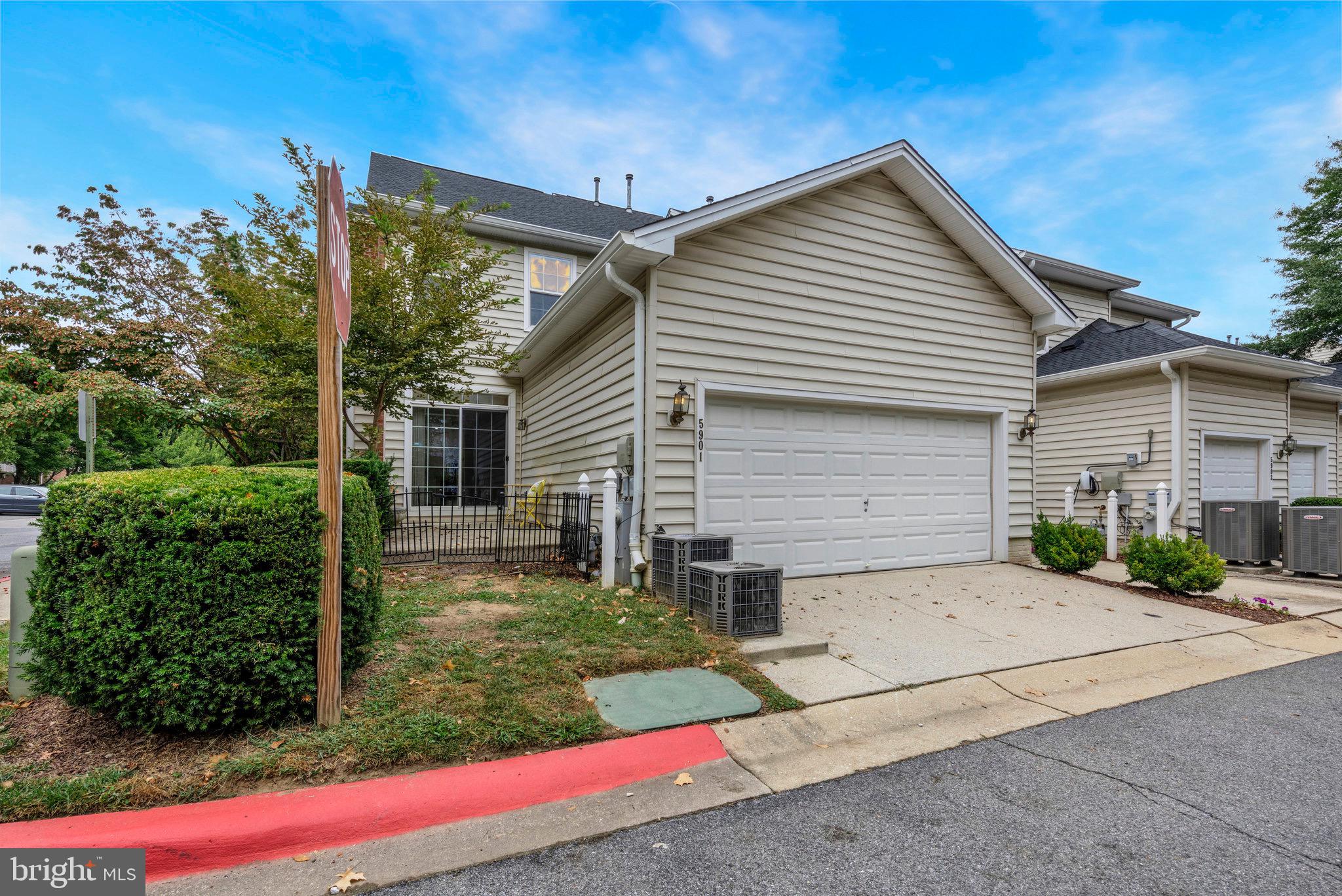 SUMMERFIELD AT RIVER HILL - Residential